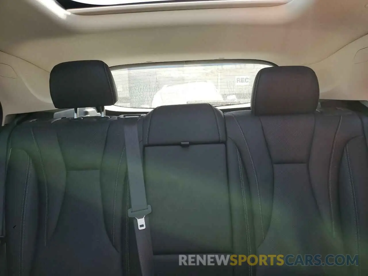 10 fotografías del automóvil dañado LRBFZPR49MD179540 BUICK ENVISION 2021