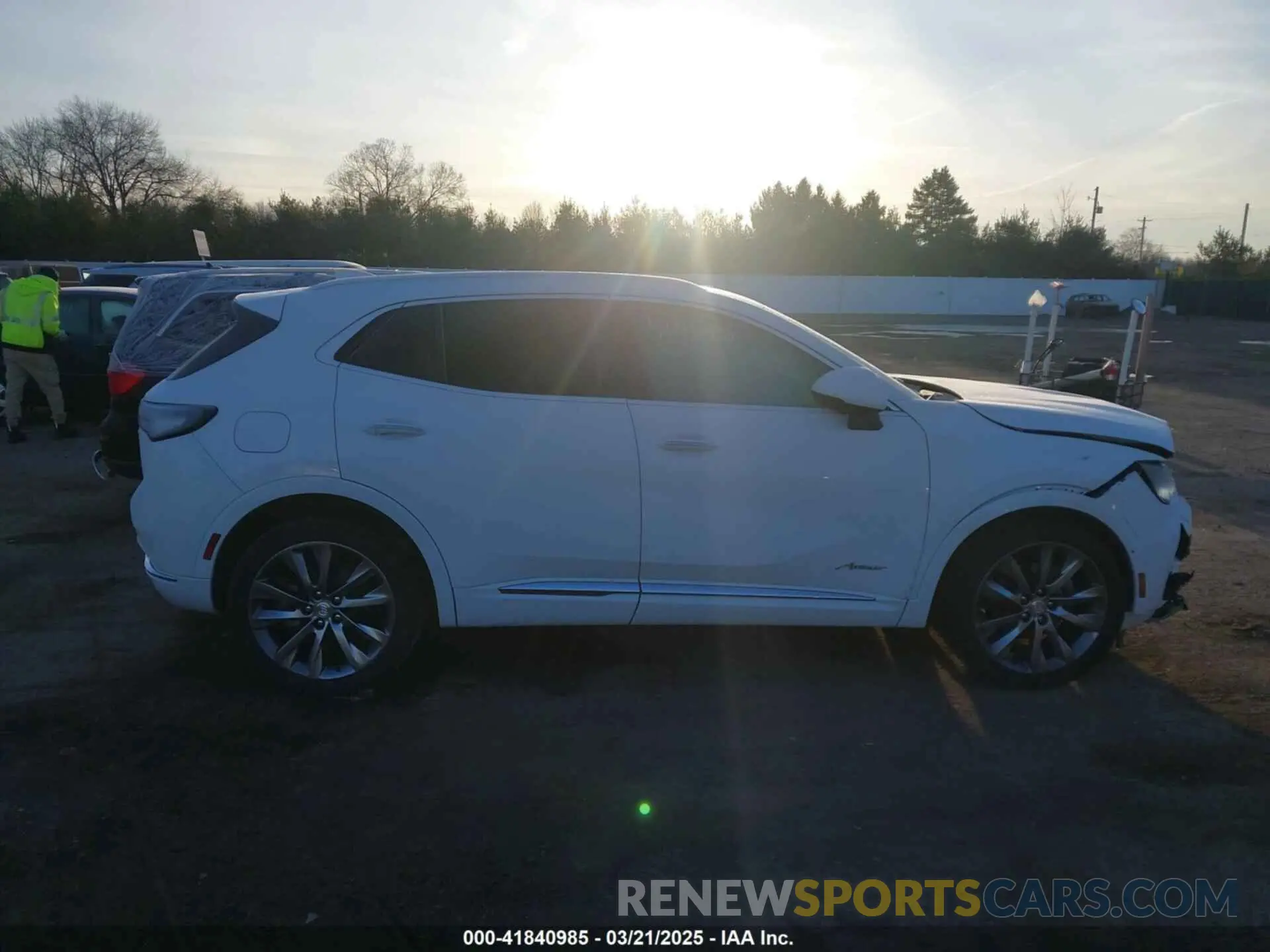 13 fotografías del automóvil dañado LRBFZSR44MD077520 BUICK ENVISION 2021
