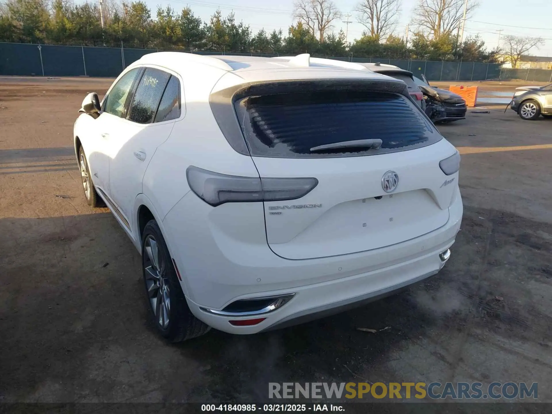 3 fotografías del automóvil dañado LRBFZSR44MD077520 BUICK ENVISION 2021