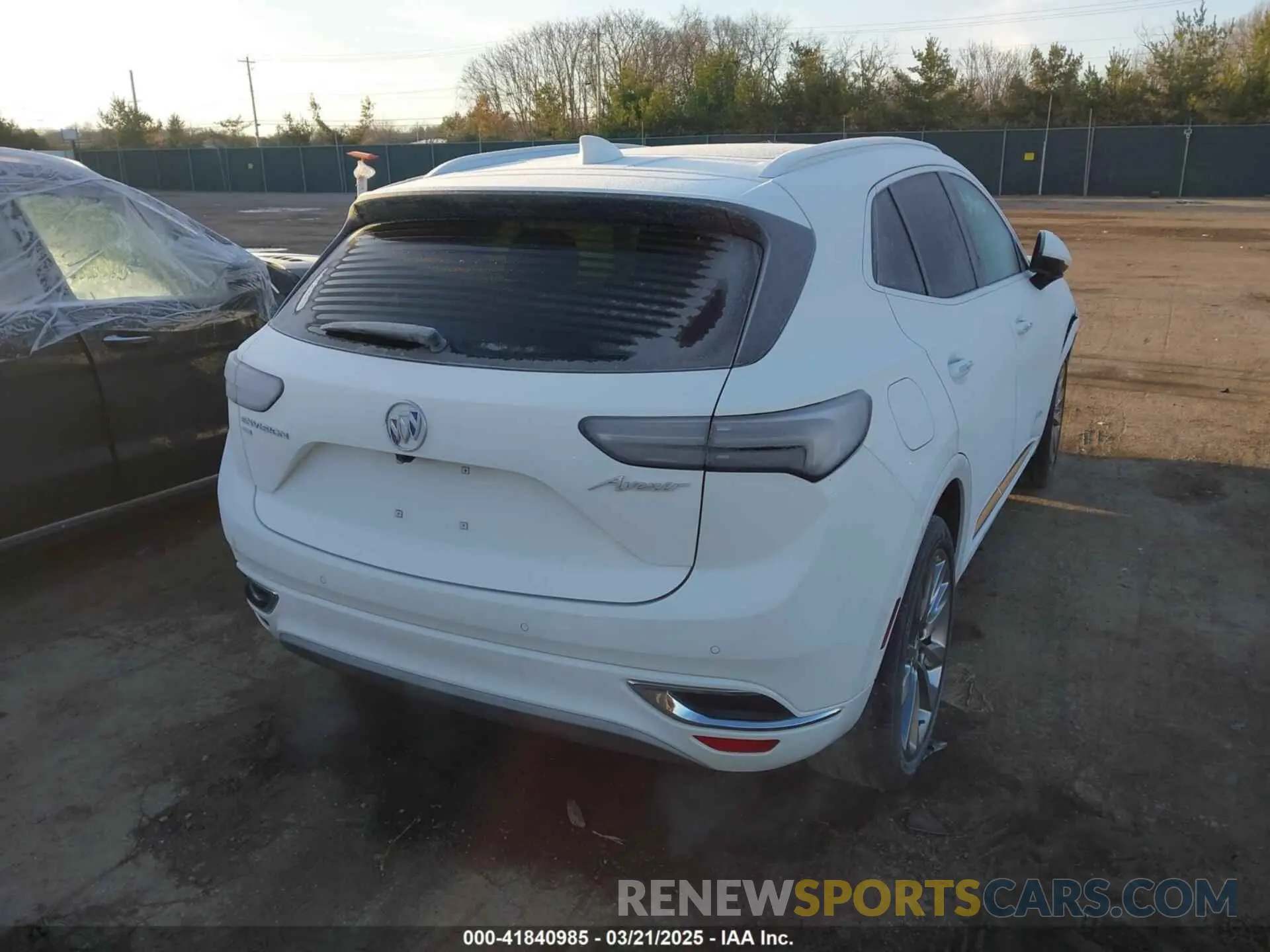 4 fotografías del automóvil dañado LRBFZSR44MD077520 BUICK ENVISION 2021