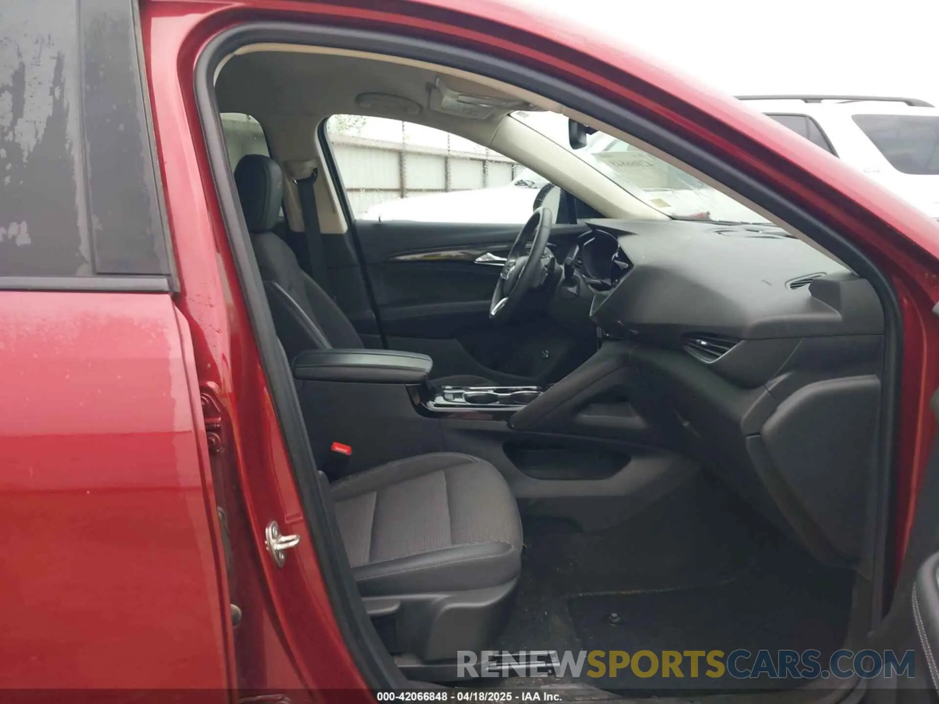 5 fotografías del automóvil dañado LRBAZLR42ND020444 BUICK ENVISION 2022