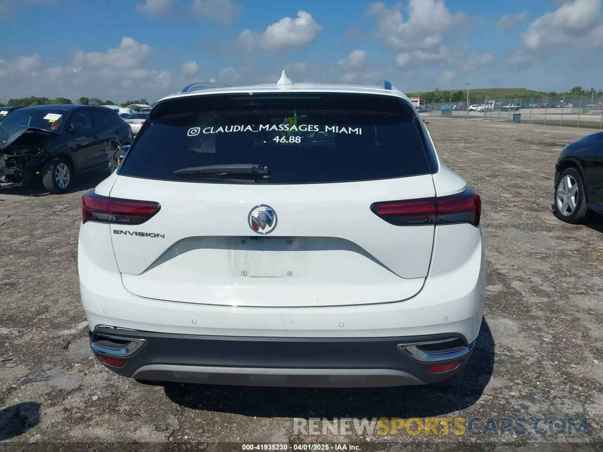 17 fotografías del automóvil dañado LRBAZLR44ND137510 BUICK ENVISION 2022