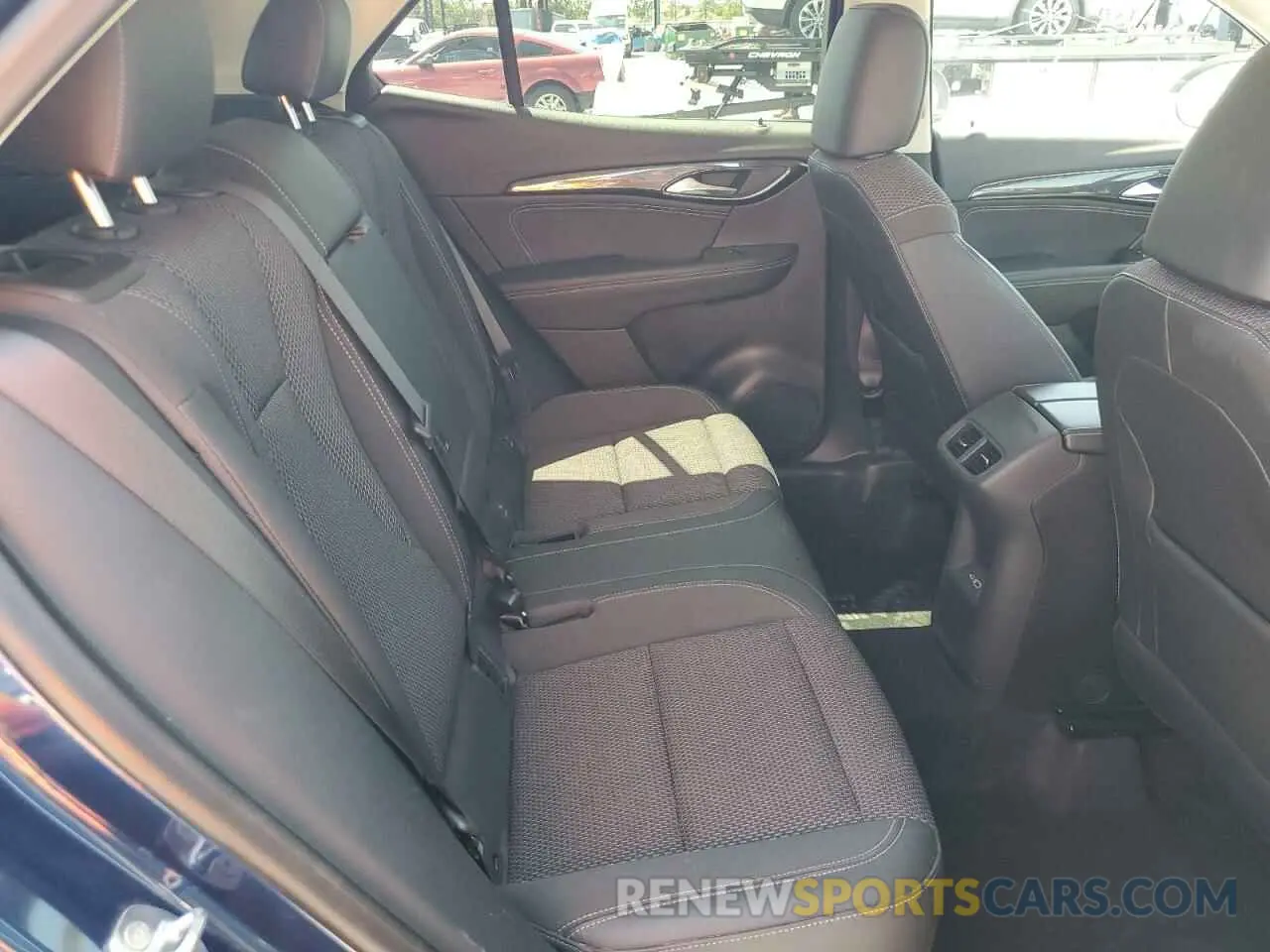 11 fotografías del automóvil dañado LRBAZLR45ND067404 BUICK ENVISION 2022