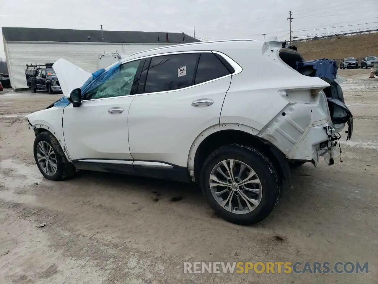2 fotografías del automóvil dañado LRBAZLR45ND122448 BUICK ENVISION 2022