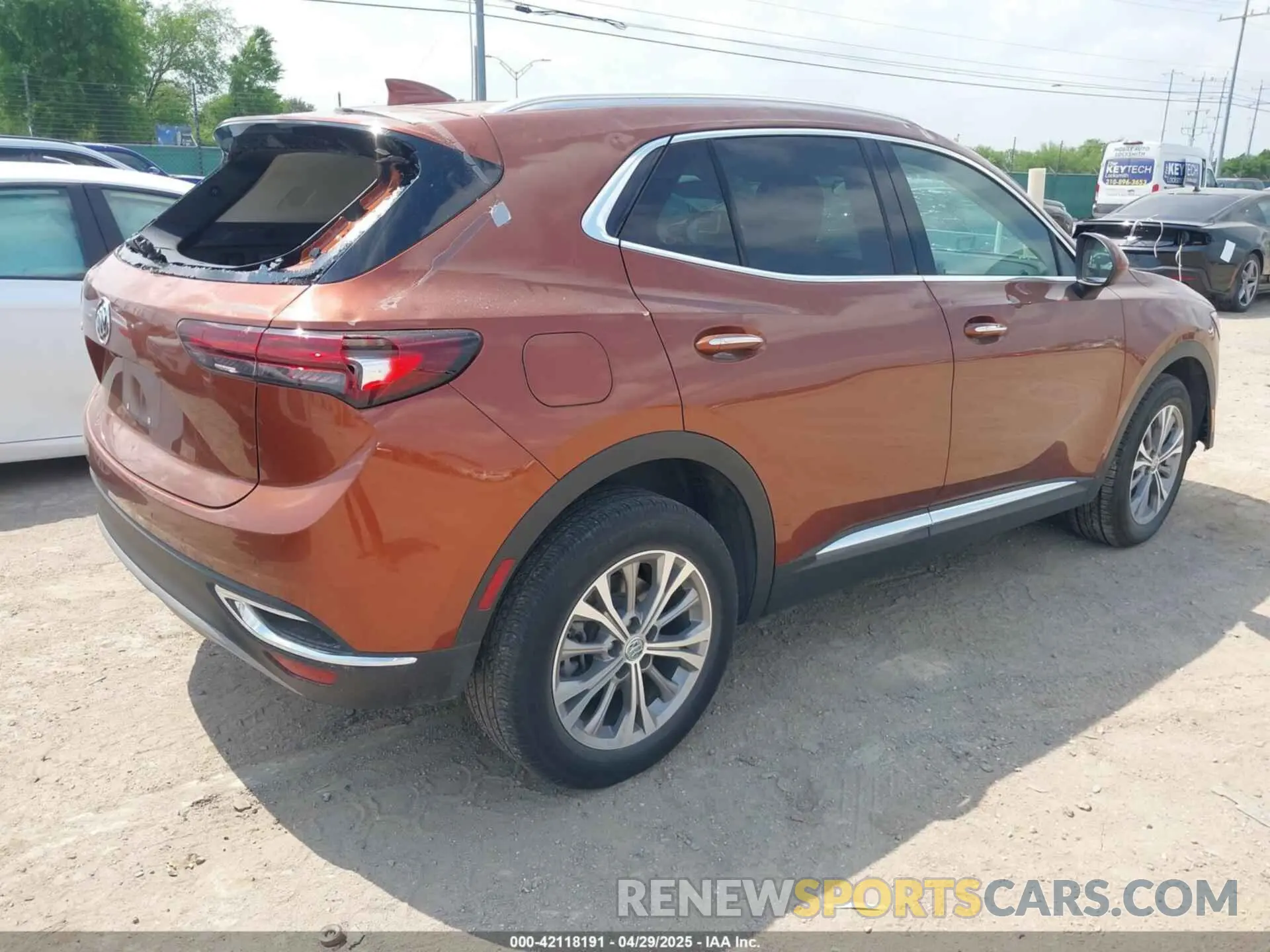 4 fotografías del automóvil dañado LRBAZLR46ND064723 BUICK ENVISION 2022