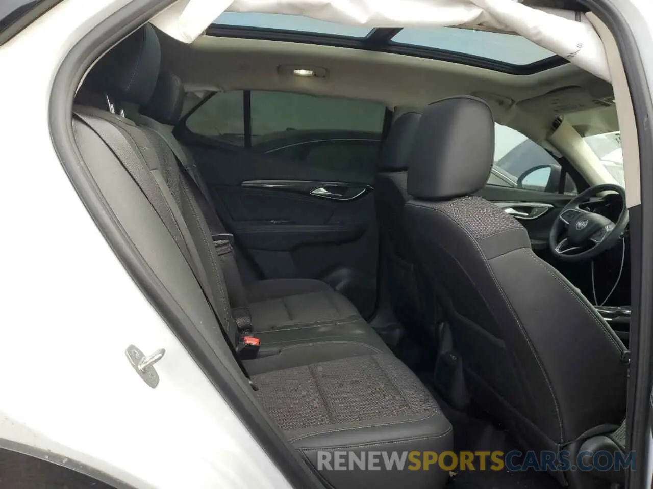 10 fotografías del automóvil dañado LRBAZLR47ND049177 BUICK ENVISION 2022