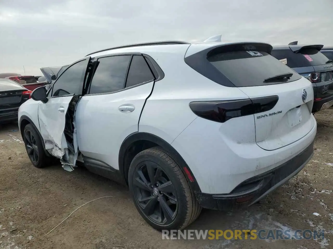 2 fotografías del automóvil dañado LRBAZLR47ND049177 BUICK ENVISION 2022