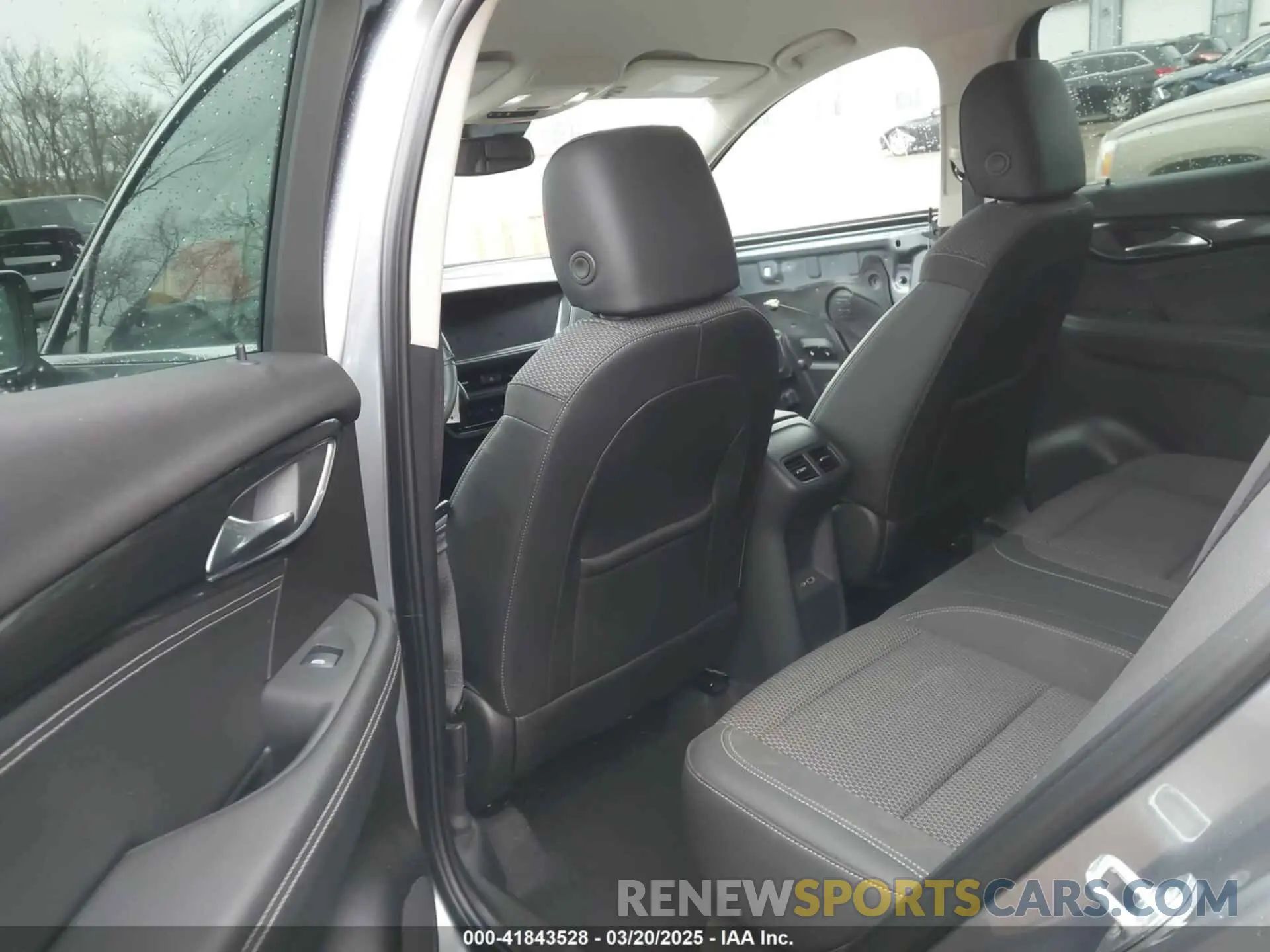 8 fotografías del automóvil dañado LRBAZLR4XND125572 BUICK ENVISION 2022