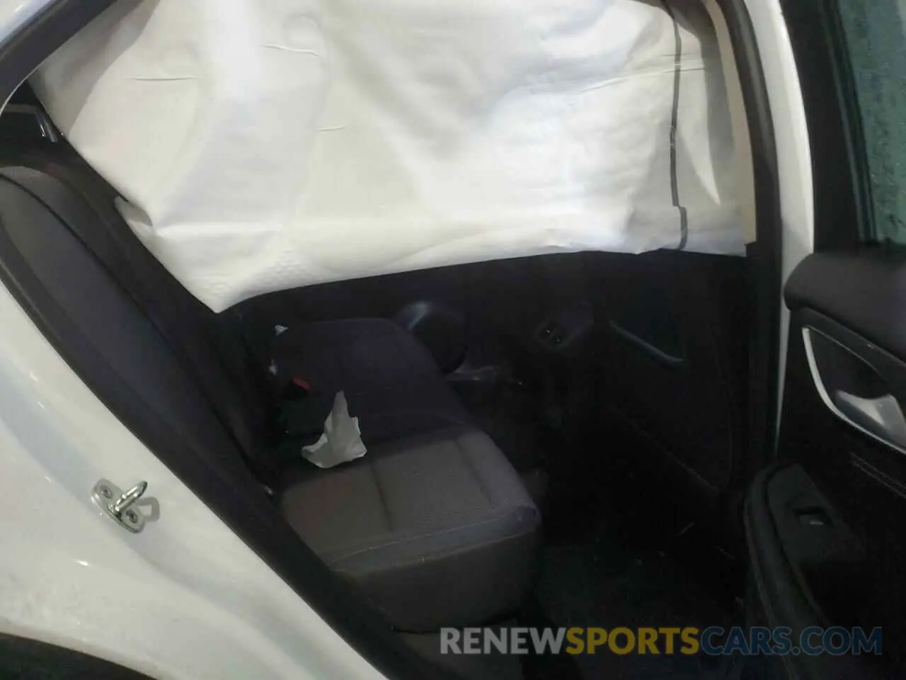 11 fotografías del automóvil dañado LRBAZLR4XND158555 BUICK ENVISION 2022