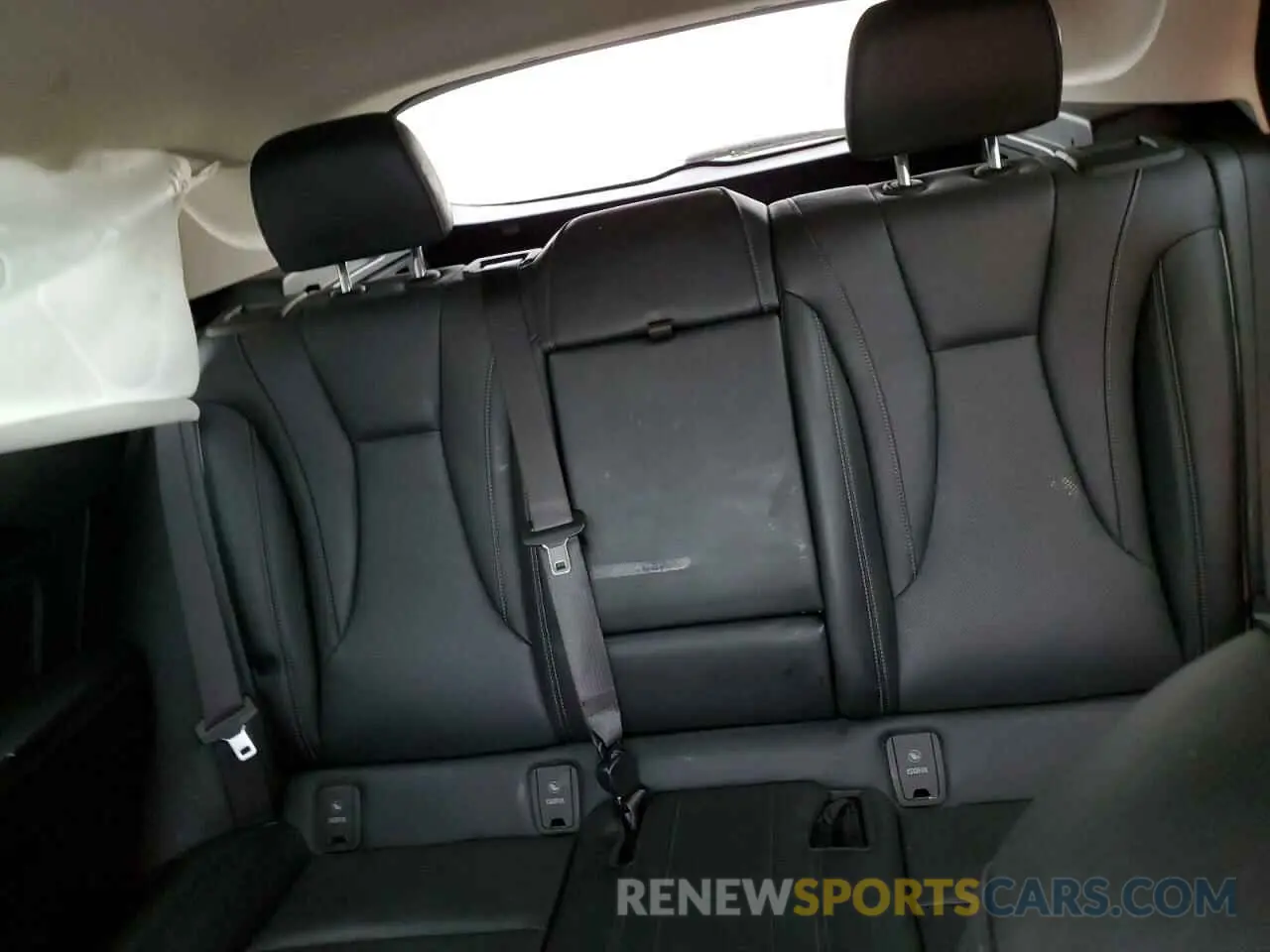 10 fotografías del automóvil dañado LRBFZNR40ND147985 BUICK ENVISION 2022