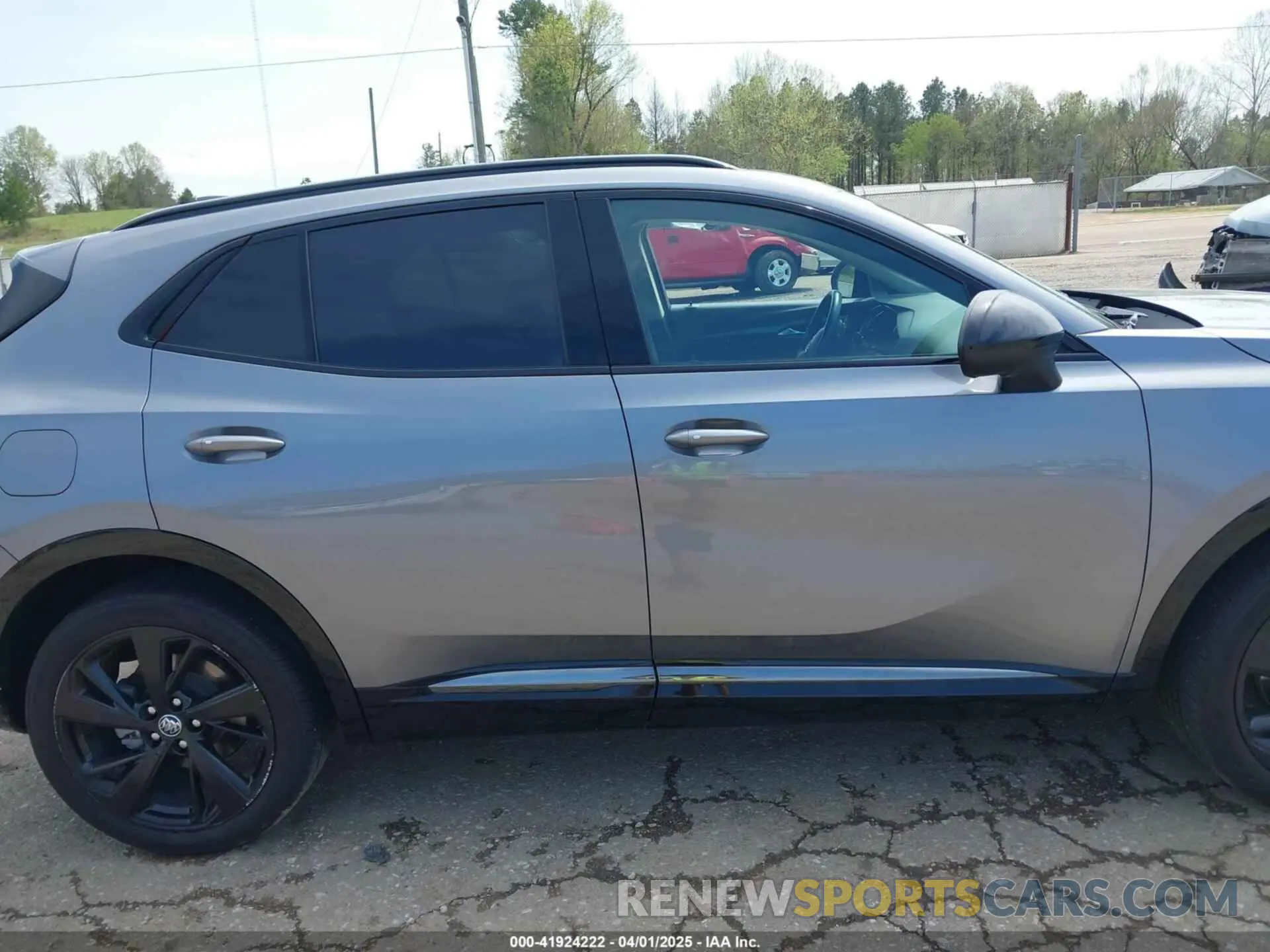 13 fotografías del automóvil dañado LRBFZNR42ND010160 BUICK ENVISION 2022