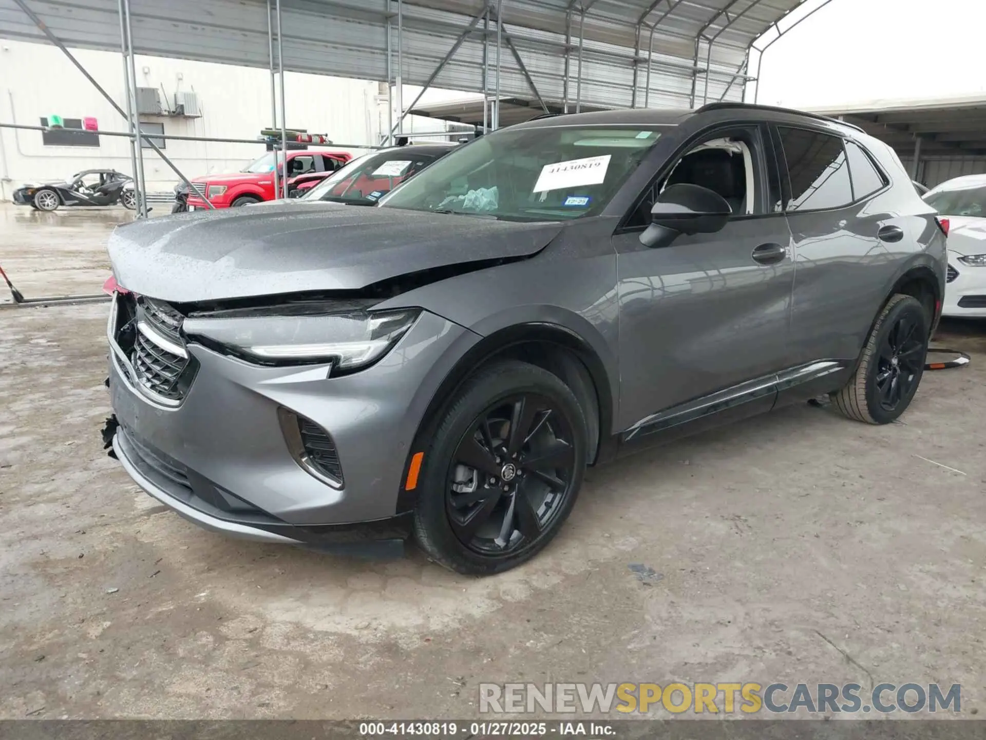 2 fotografías del automóvil dañado LRBFZNR48ND021762 BUICK ENVISION 2022