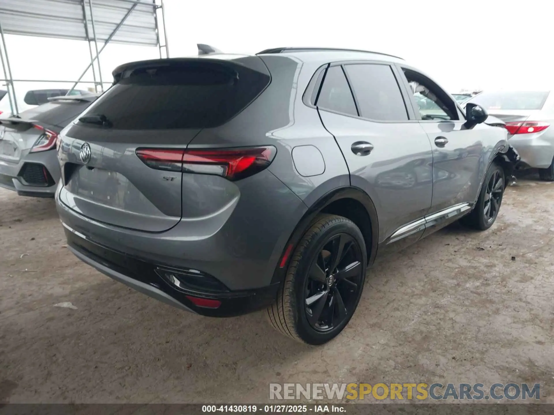 4 fotografías del automóvil dañado LRBFZNR48ND021762 BUICK ENVISION 2022