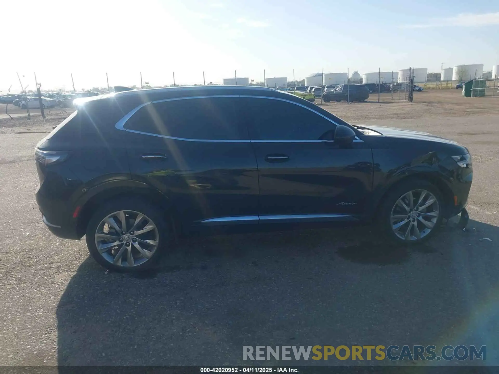 13 fotografías del automóvil dañado LRBFZSR45ND077205 BUICK ENVISION 2022