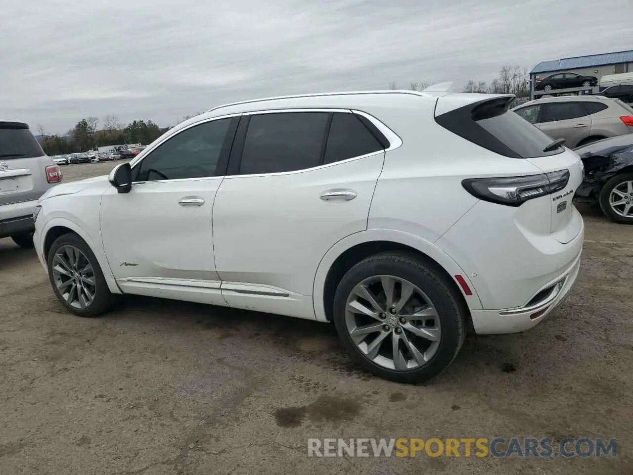 2 fotografías del automóvil dañado LRBFZSR48ND015376 BUICK ENVISION 2022