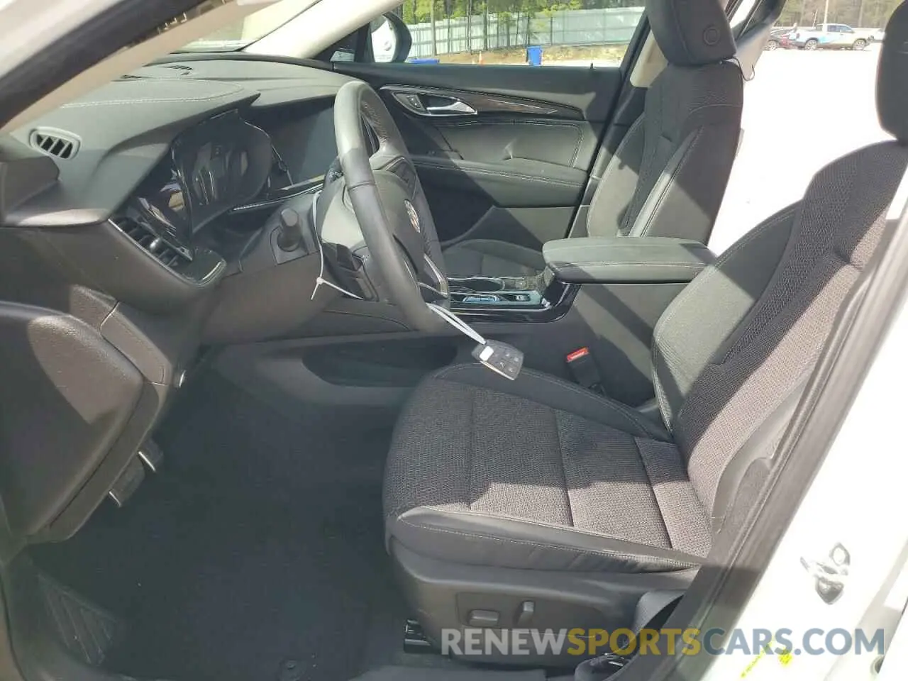 7 fotografías del automóvil dañado LRBAZLR41PD025556 BUICK ENVISION 2023