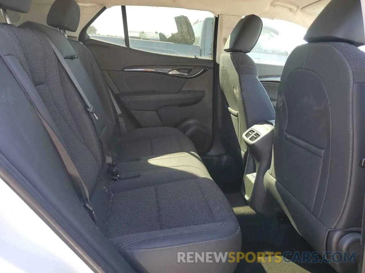 11 fotografías del automóvil dañado LRBAZLR41PD038601 BUICK ENVISION 2023