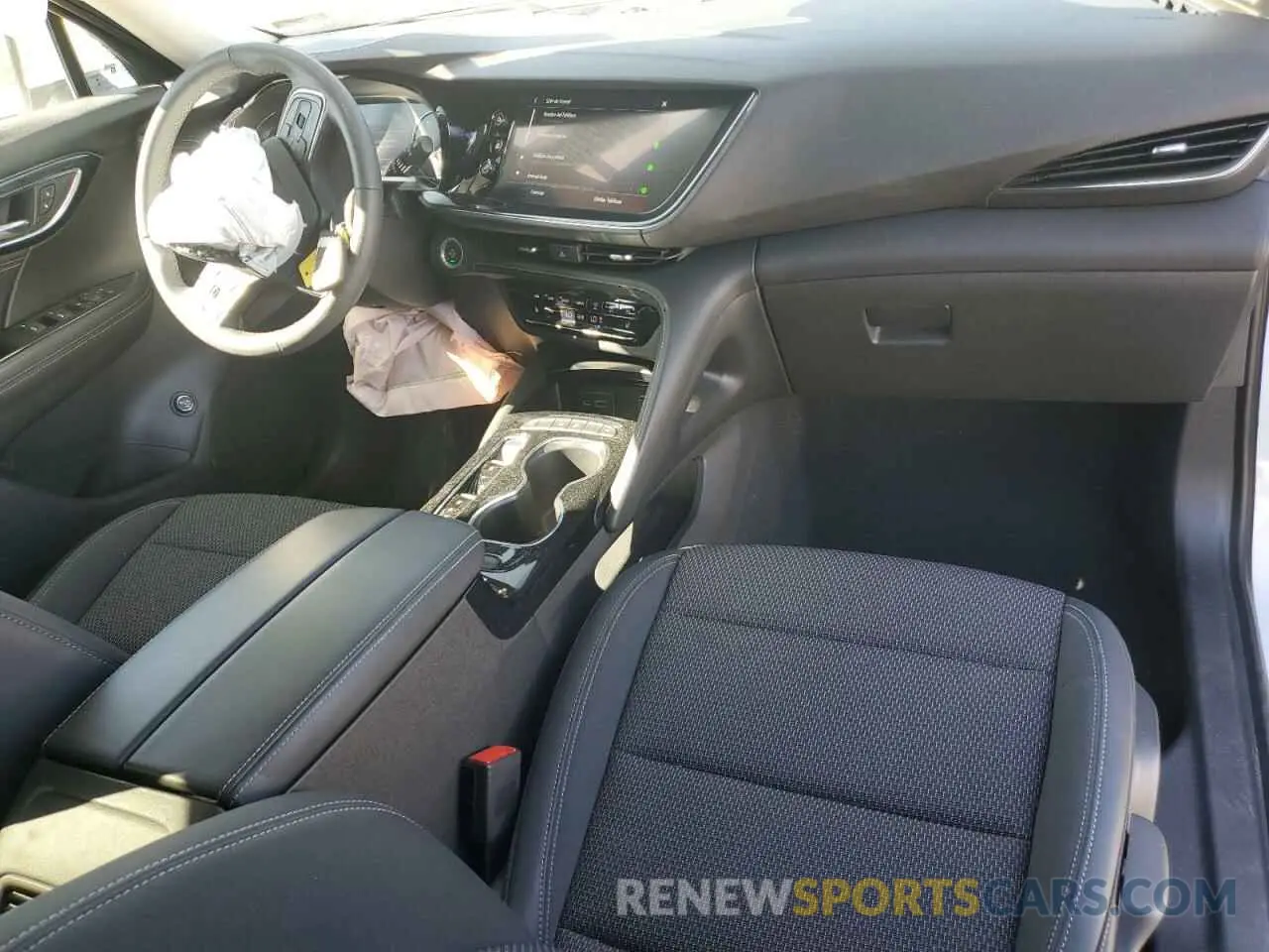 8 fotografías del automóvil dañado LRBAZLR41PD038601 BUICK ENVISION 2023