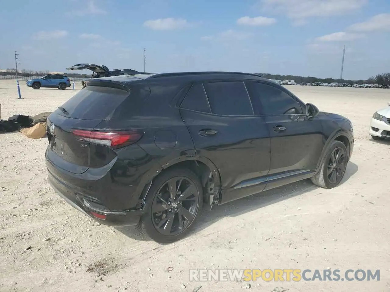 3 fotografías del automóvil dañado LRBAZLR41PD067645 BUICK ENVISION 2023