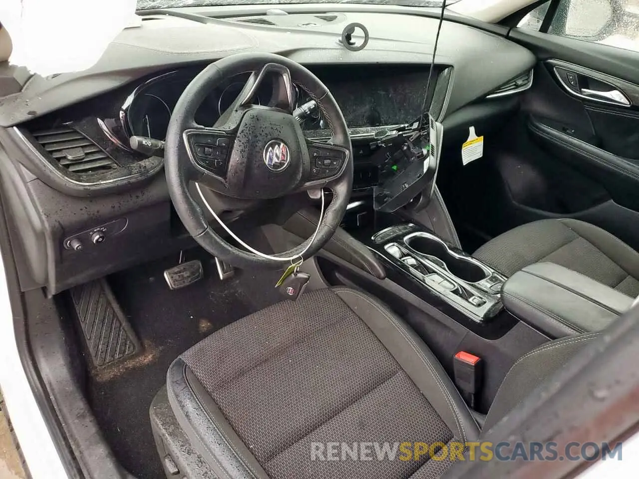 8 fotografías del automóvil dañado LRBAZLR42PD031320 BUICK ENVISION 2023