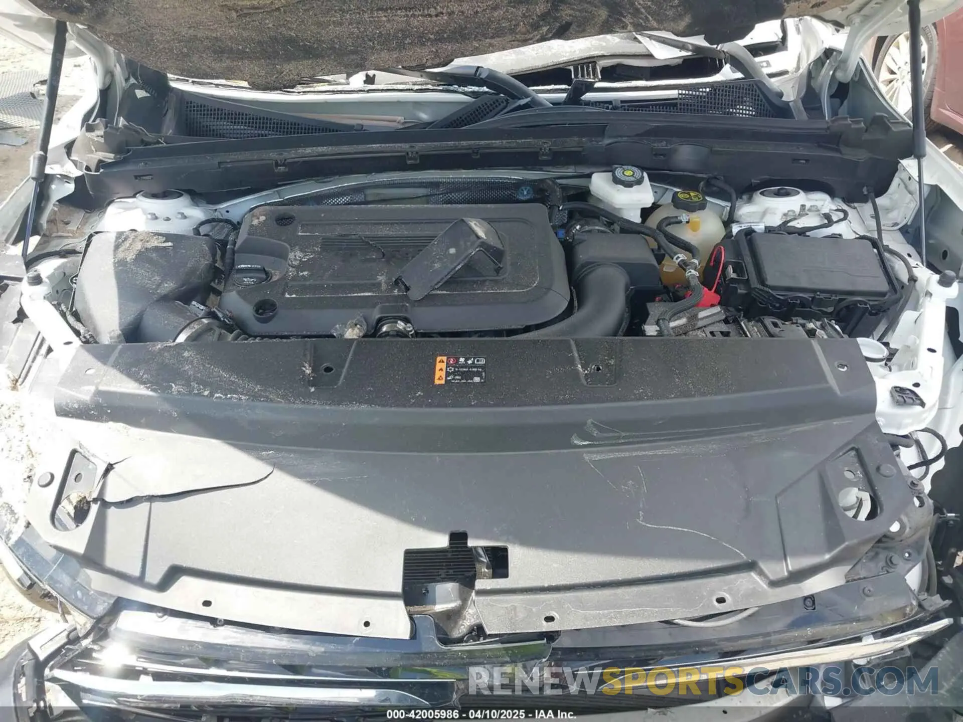 10 fotografías del automóvil dañado LRBAZLR44PD074430 BUICK ENVISION 2023