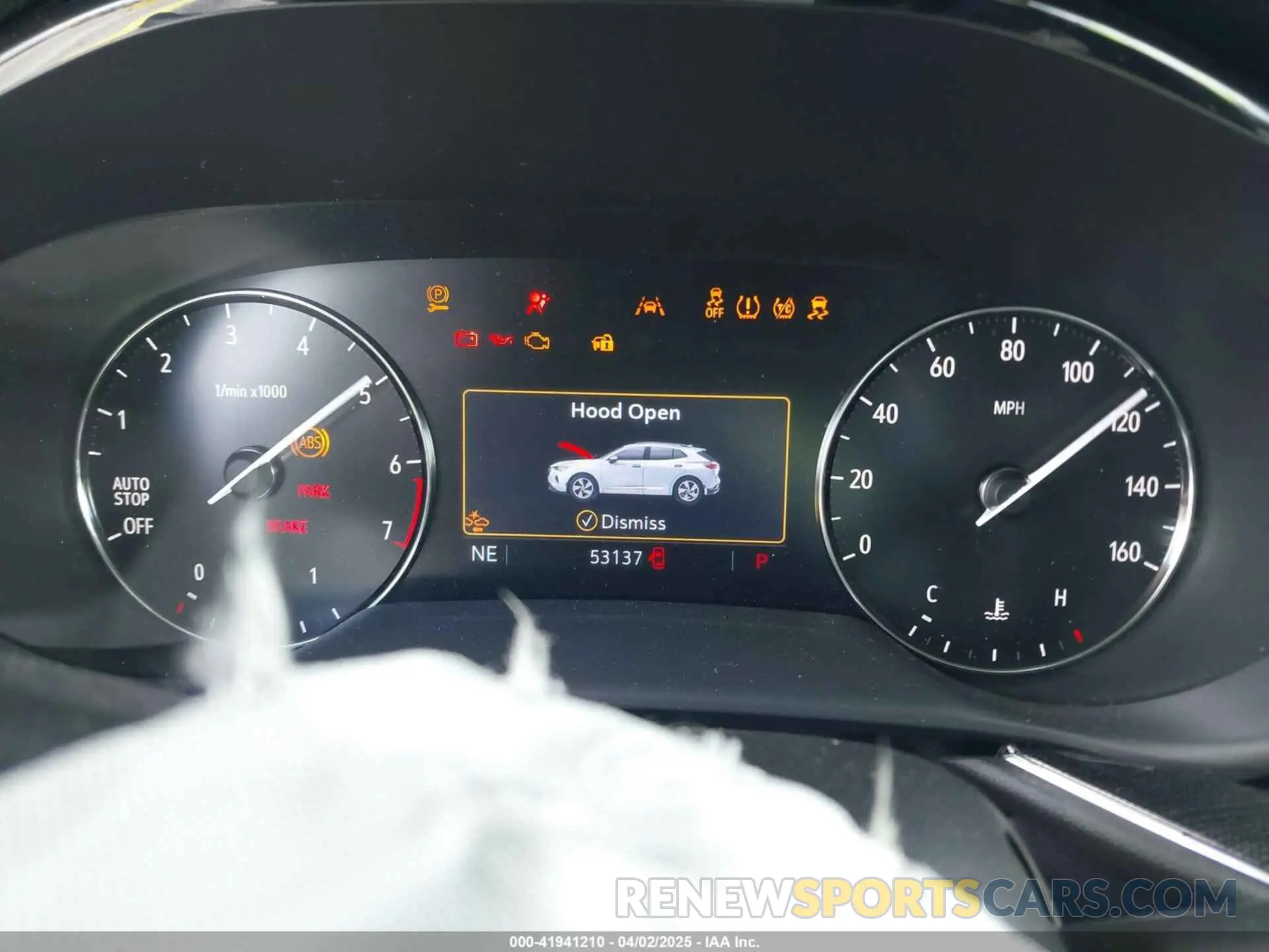 7 fotografías del automóvil dañado LRBAZLR44PD099764 BUICK ENVISION 2023