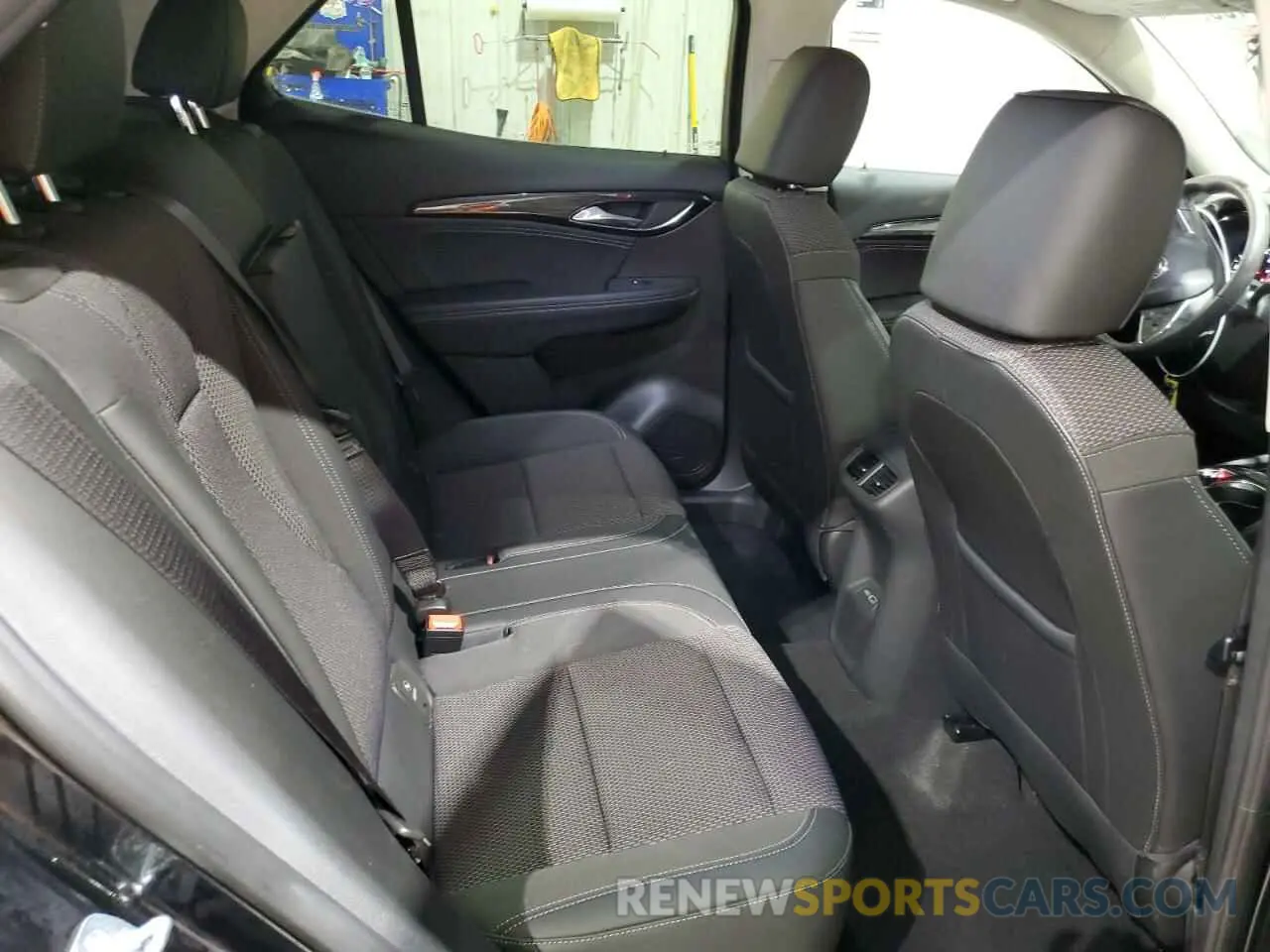 11 fotografías del automóvil dañado LRBAZLR46PD076308 BUICK ENVISION 2023