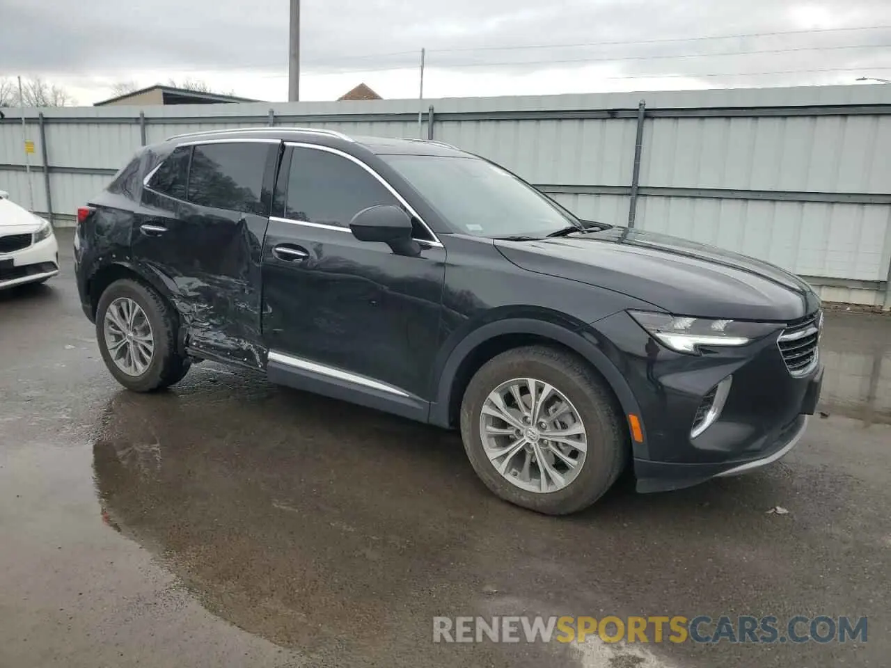 4 fotografías del automóvil dañado LRBAZLR47PD031569 BUICK ENVISION 2023