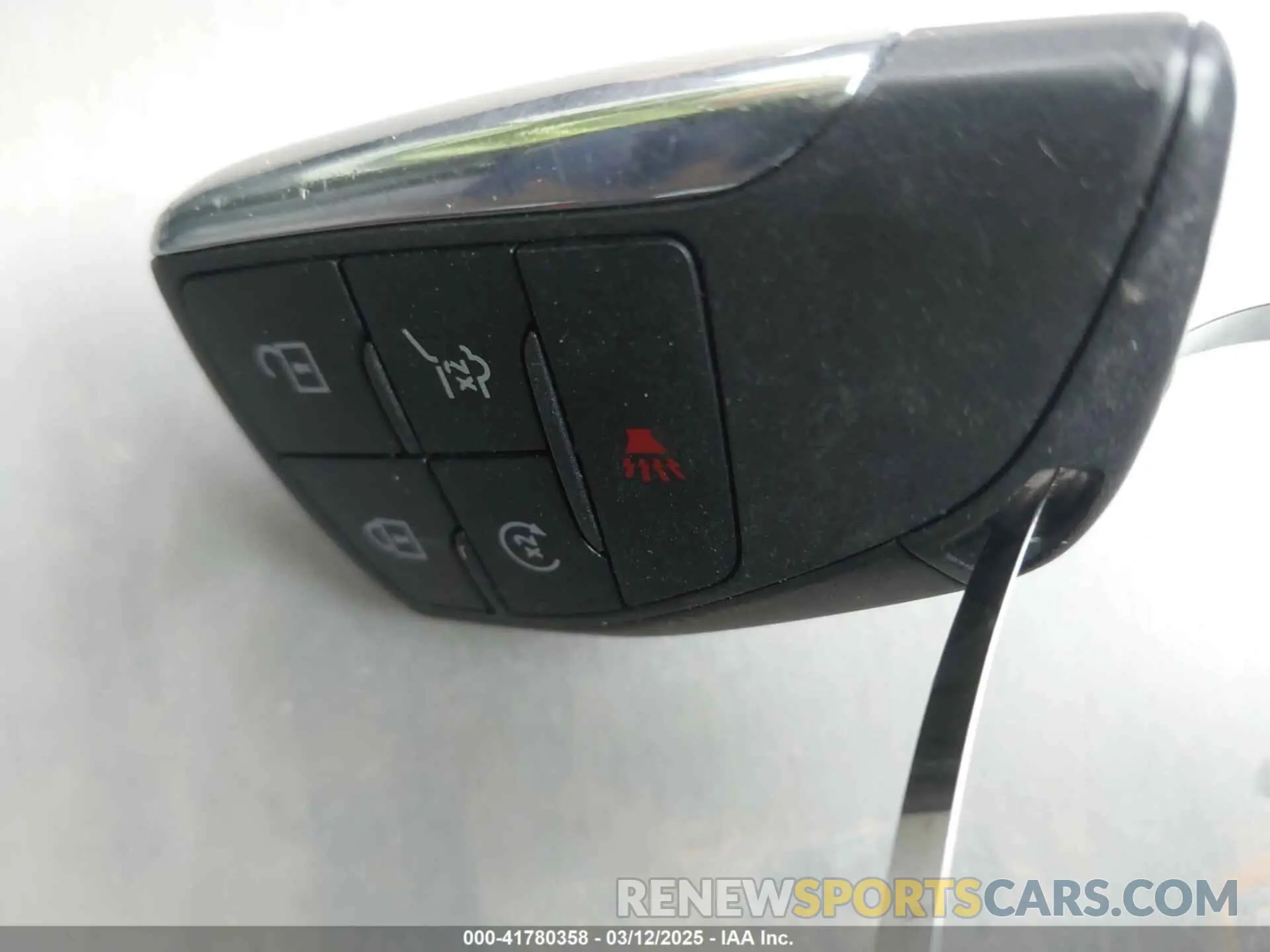 11 fotografías del automóvil dañado LRBAZLR47PD060294 BUICK ENVISION 2023