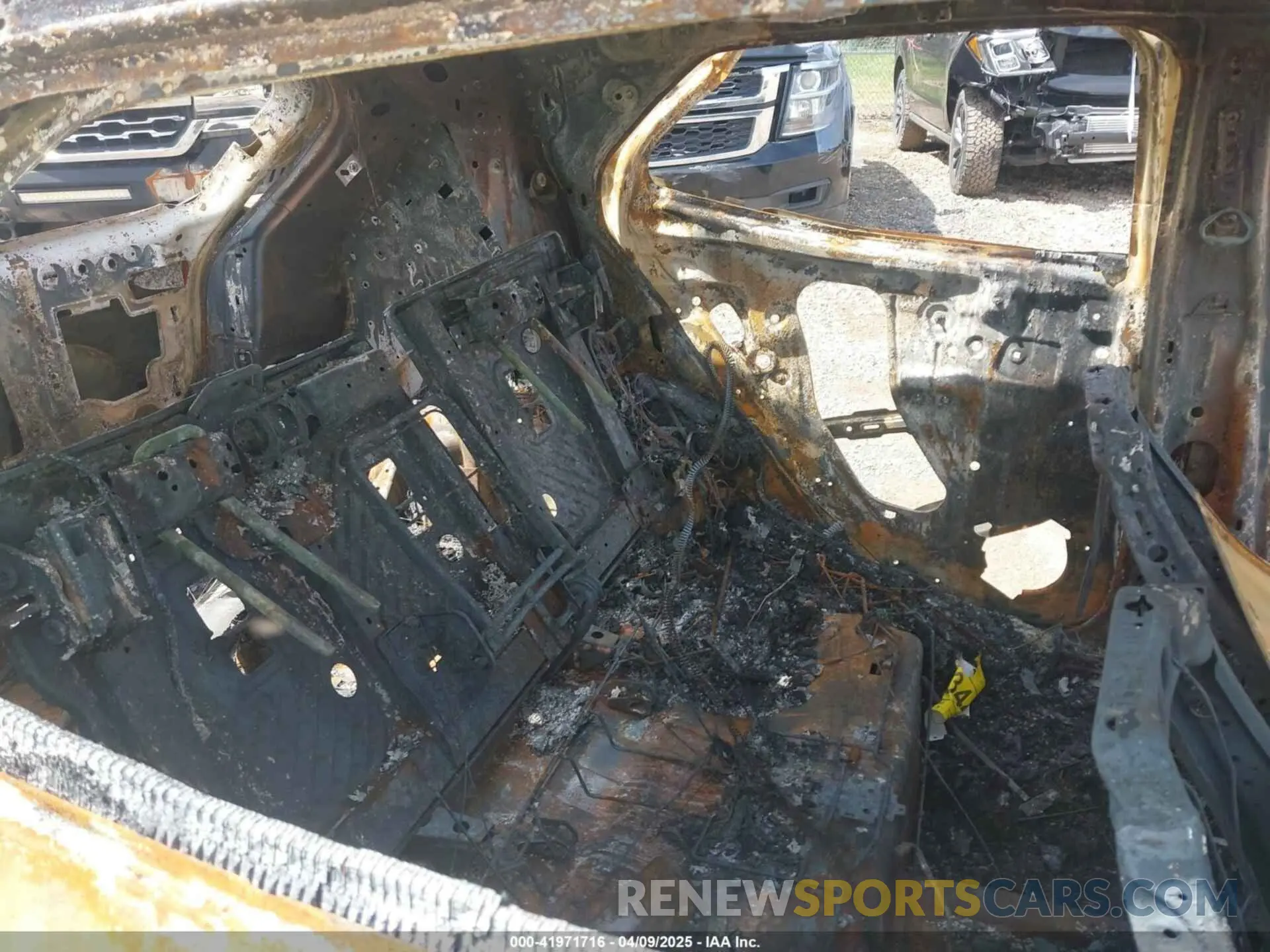 8 fotografías del automóvil dañado LRBFZMR41PD199137 BUICK ENVISION 2023