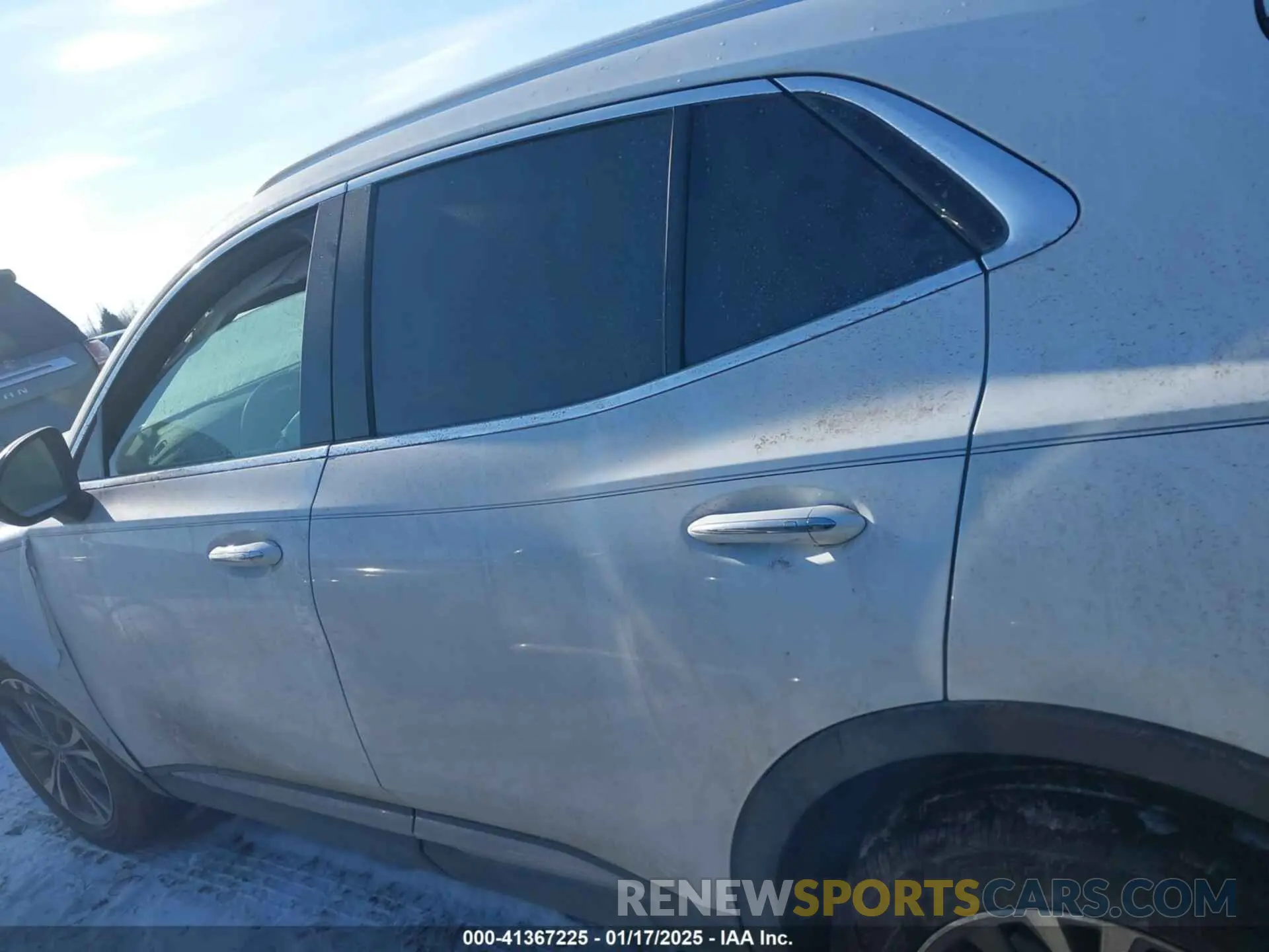 14 fotografías del automóvil dañado LRBFZMR45PD019996 BUICK ENVISION 2023