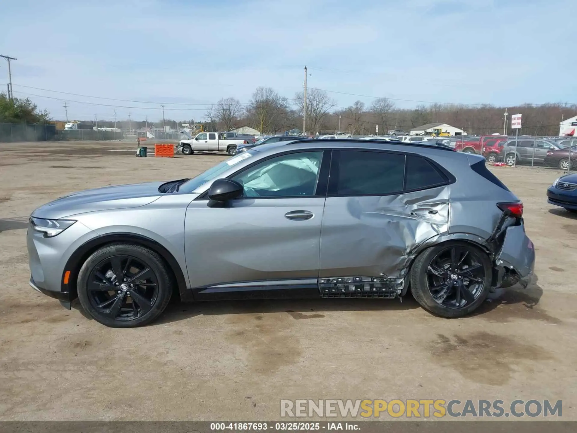 14 fotografías del automóvil dañado LRBFZMR47PD037402 BUICK ENVISION 2023
