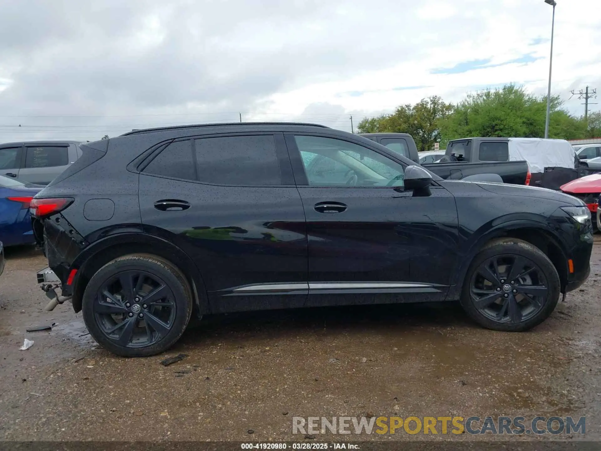 14 fotografías del automóvil dañado LRBFZNR43PD057121 BUICK ENVISION 2023