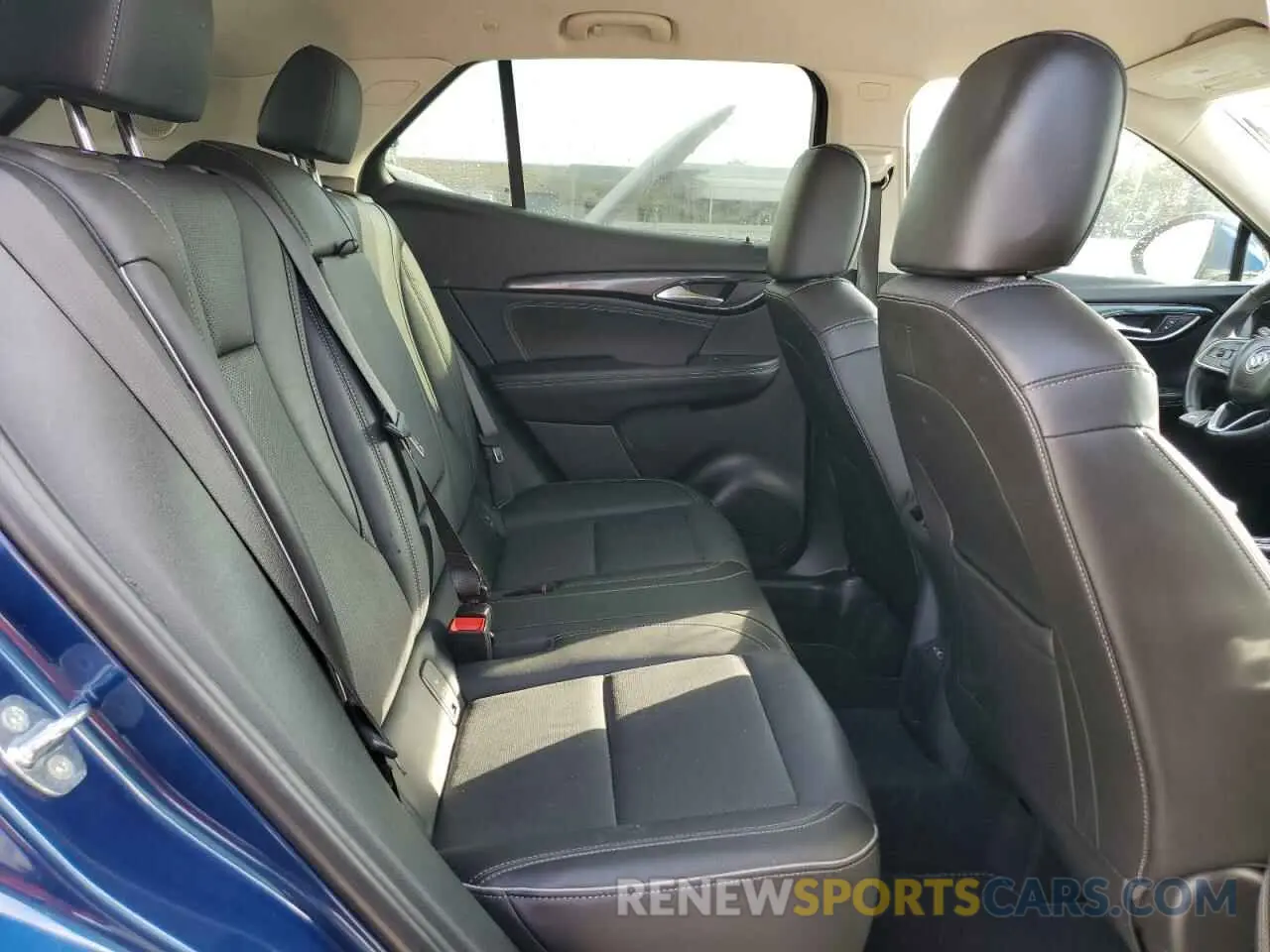 11 fotografías del automóvil dañado LRBFZNR43PD074839 BUICK ENVISION 2023