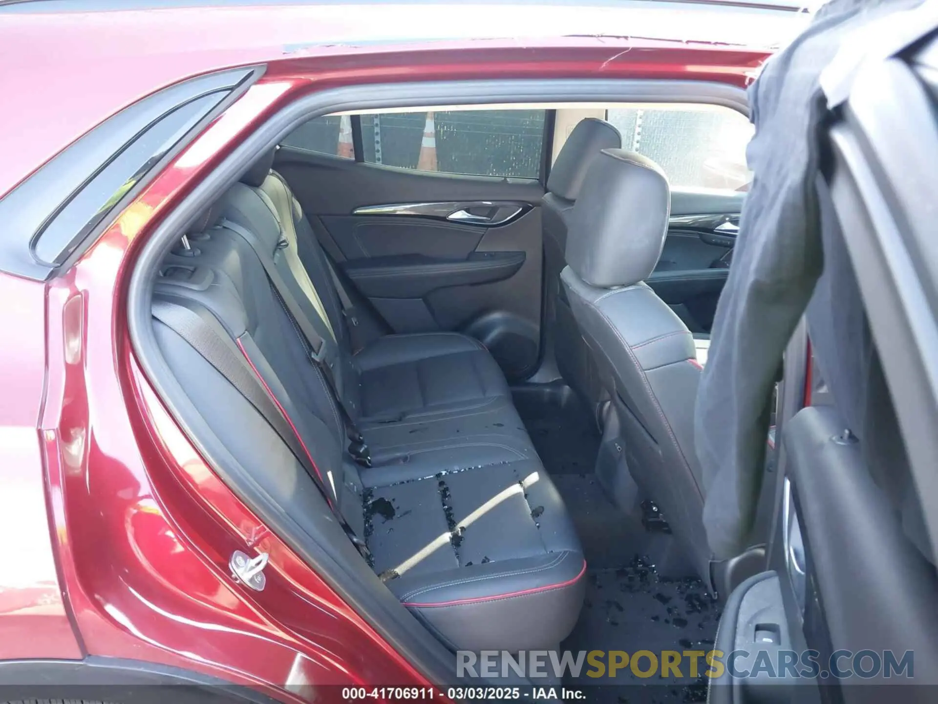 8 fotografías del automóvil dañado LRBFZNR44PD057533 BUICK ENVISION 2023