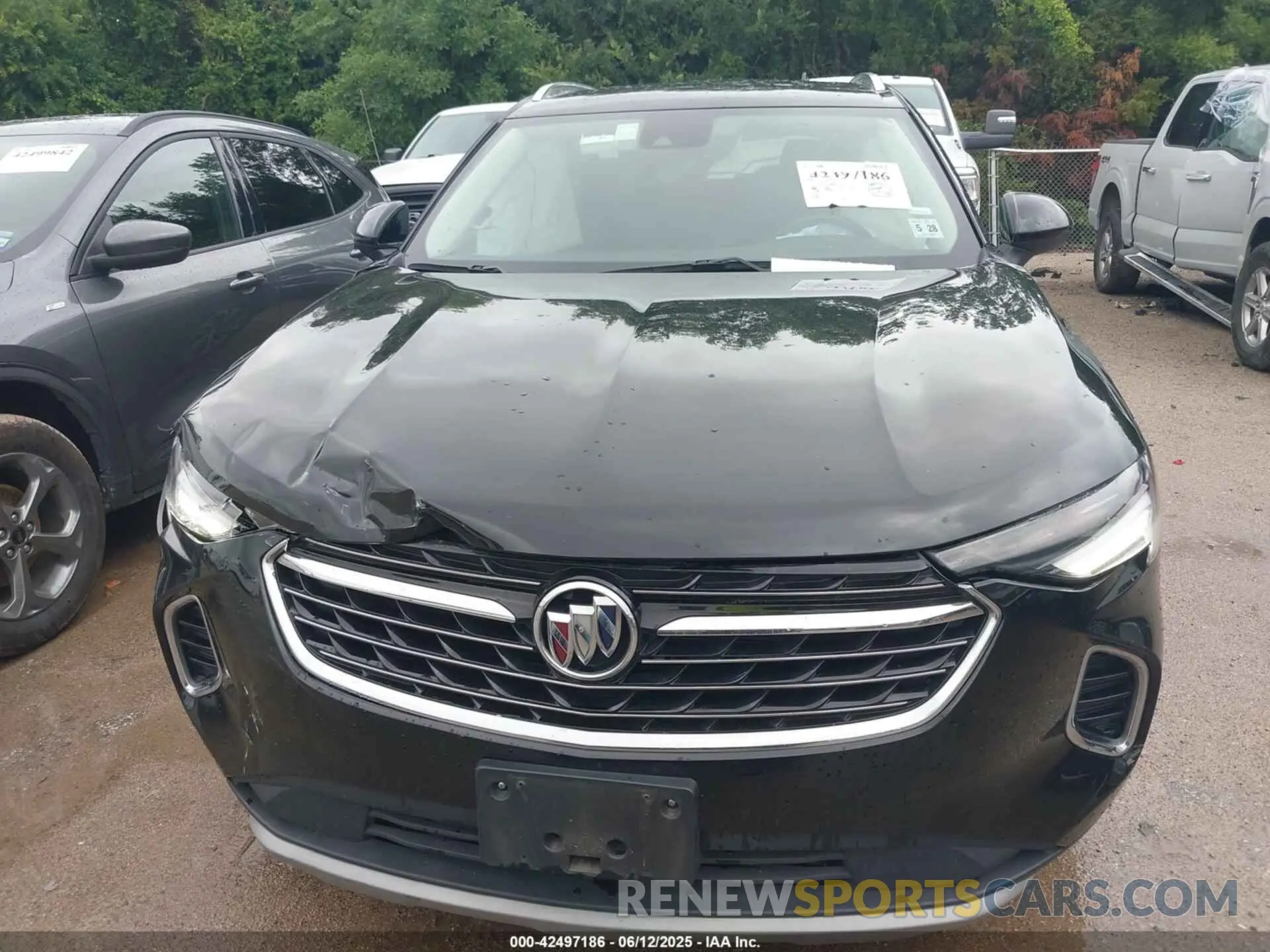 12 fotografías del automóvil dañado LRBFZNR44PD078544 BUICK ENVISION 2023