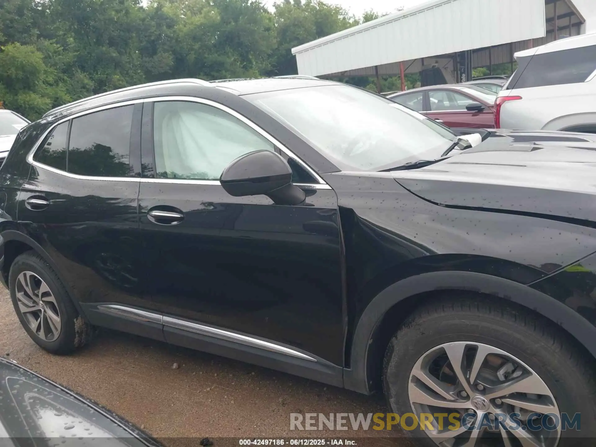 13 fotografías del automóvil dañado LRBFZNR44PD078544 BUICK ENVISION 2023