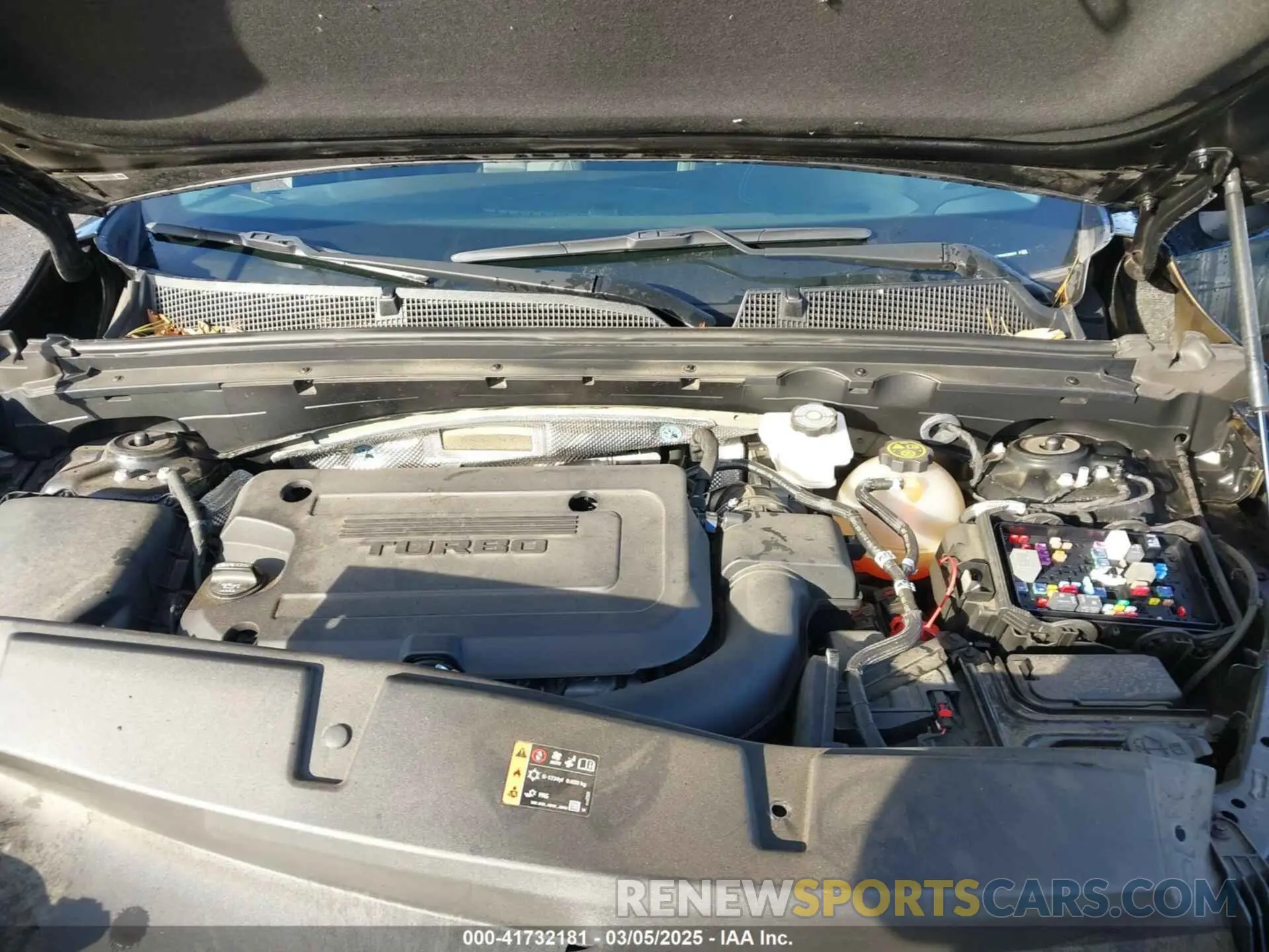 10 fotografías del automóvil dañado LRBFZNR44PD086577 BUICK ENVISION 2023