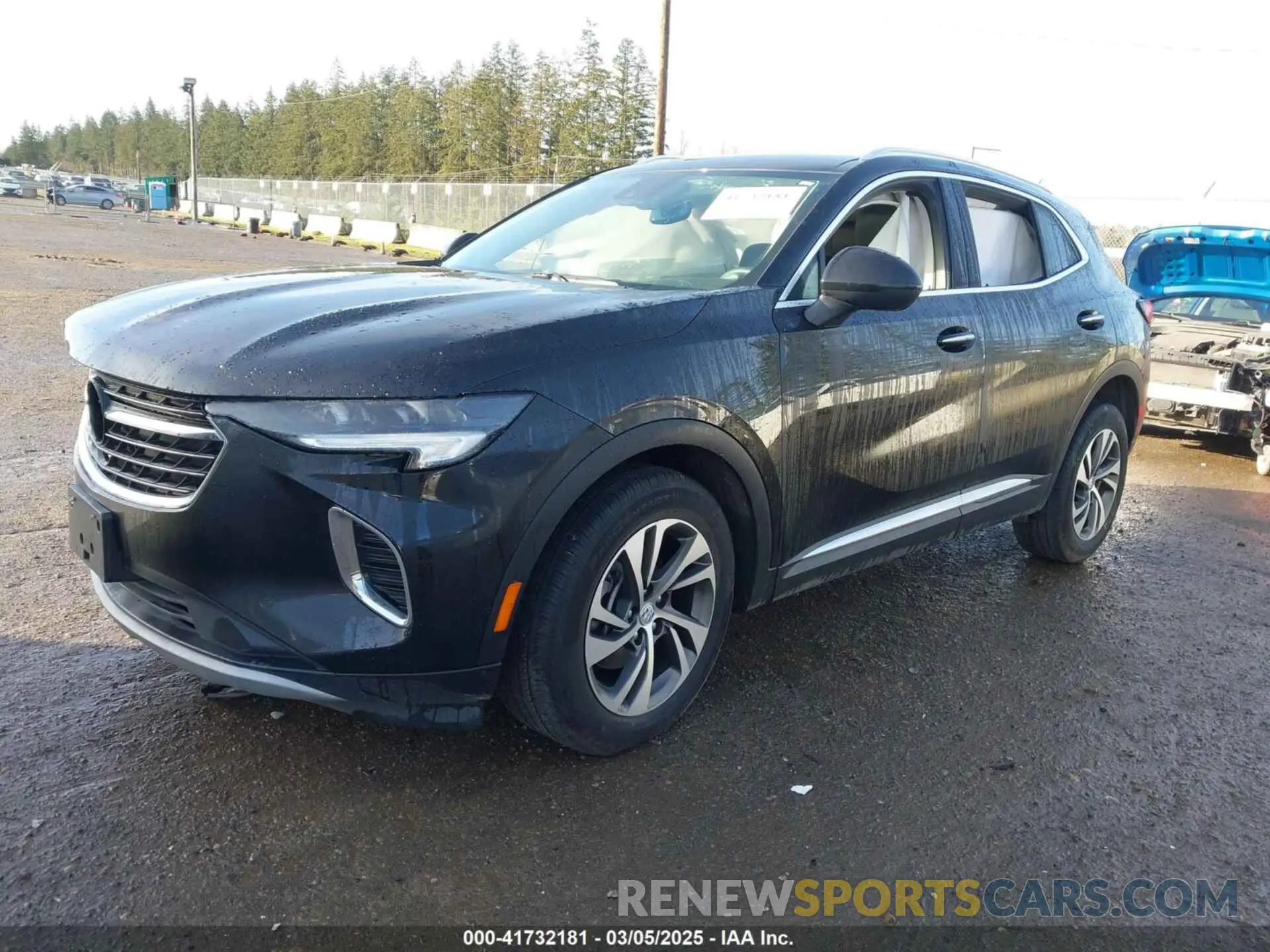 2 fotografías del automóvil dañado LRBFZNR44PD086577 BUICK ENVISION 2023