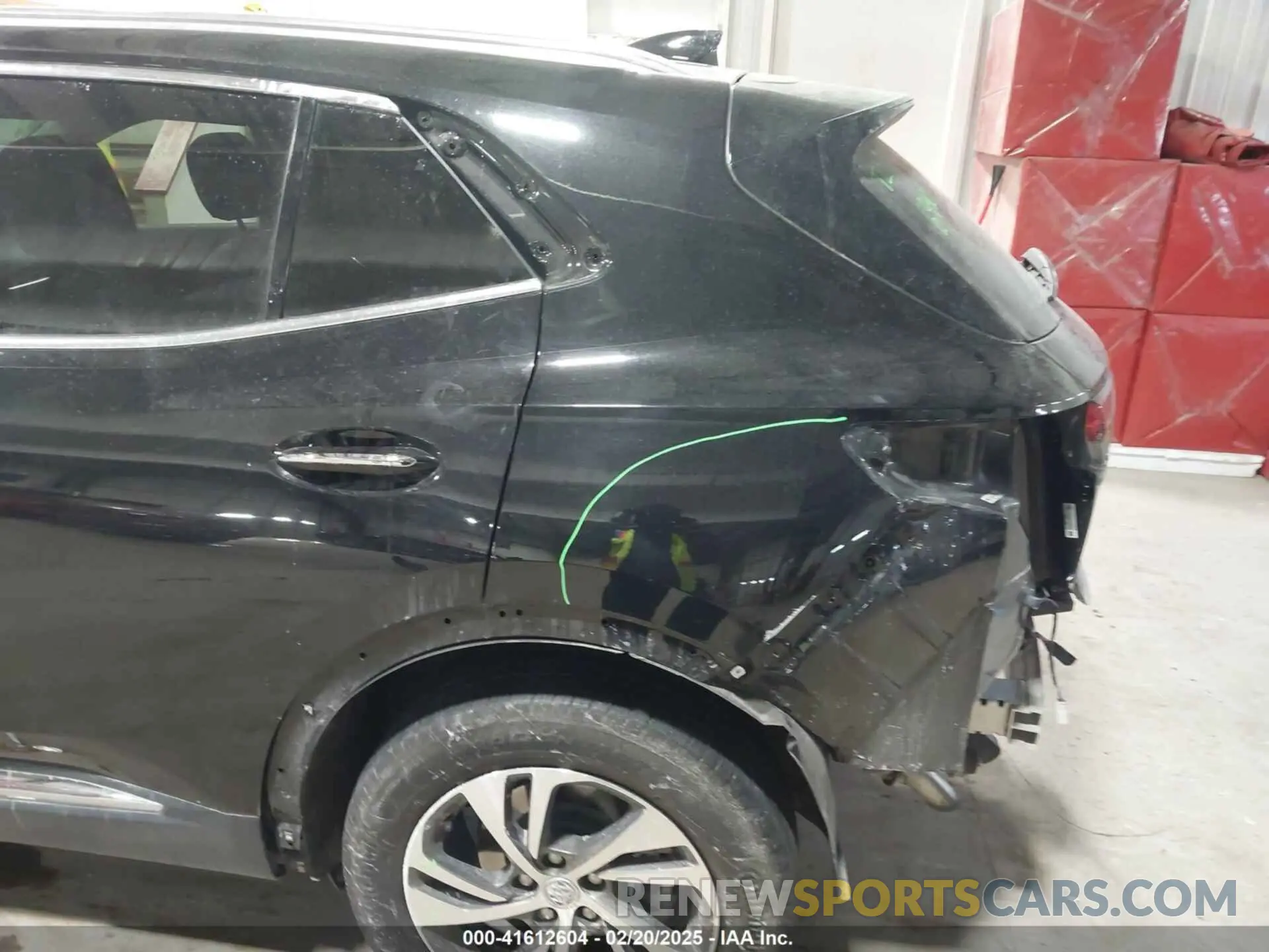 20 fotografías del automóvil dañado LRBFZNR47PD035820 BUICK ENVISION 2023