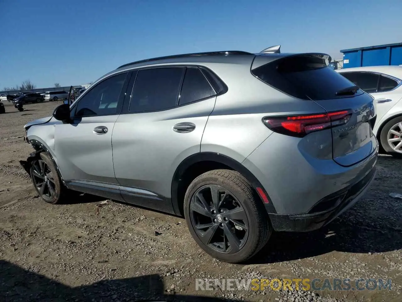 2 fotografías del automóvil dañado LRBFZNR48PD019867 BUICK ENVISION 2023