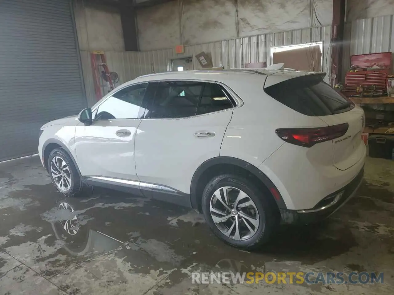 2 fotografías del automóvil dañado LRBFZNR48PD075730 BUICK ENVISION 2023