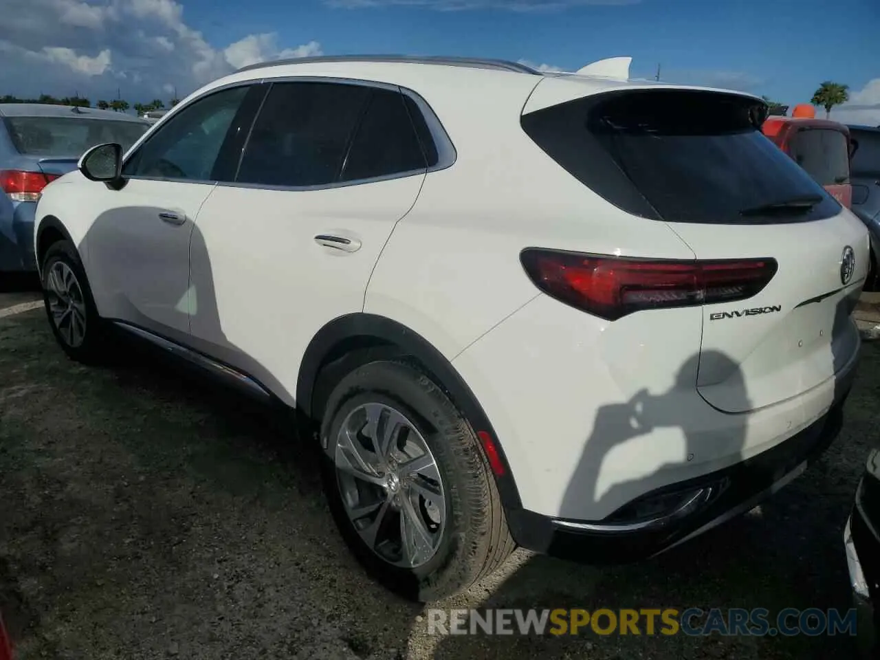 2 fotografías del automóvil dañado LRBFZNR49PD149995 BUICK ENVISION 2023