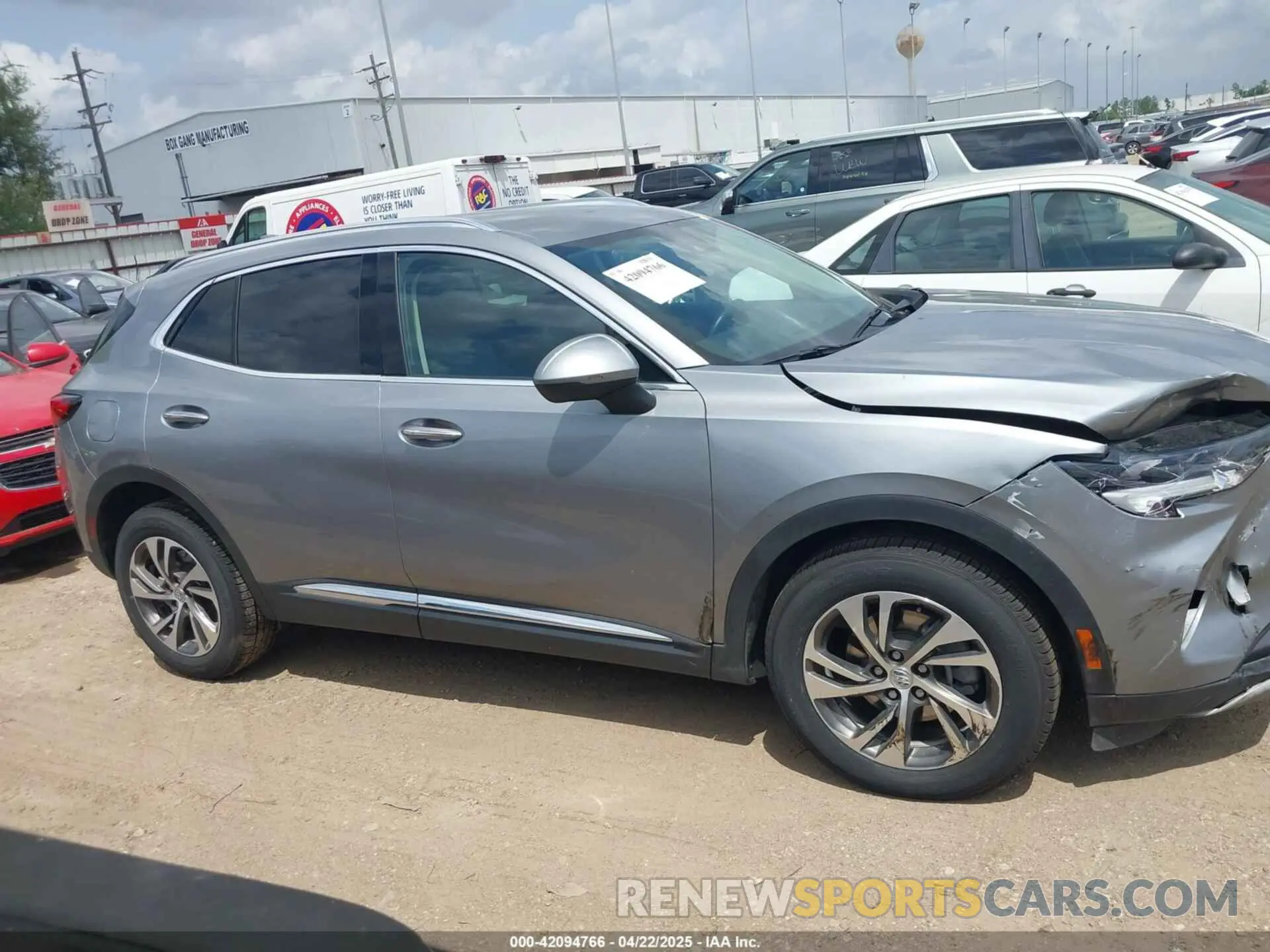 13 fotografías del automóvil dañado LRBFZNR4XPD056225 BUICK ENVISION 2023
