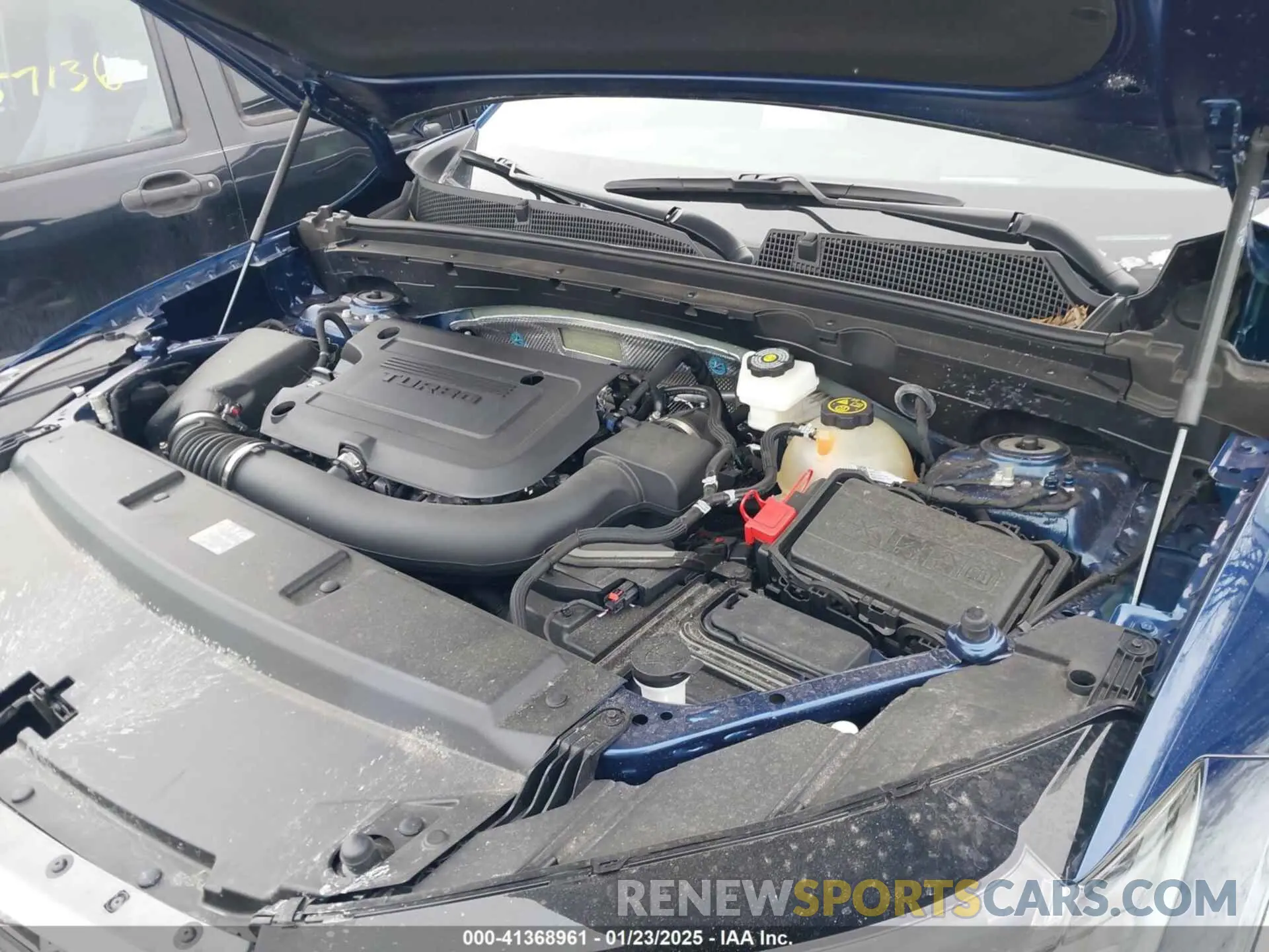 10 fotografías del automóvil dañado LRBFZSR42PD190094 BUICK ENVISION 2023