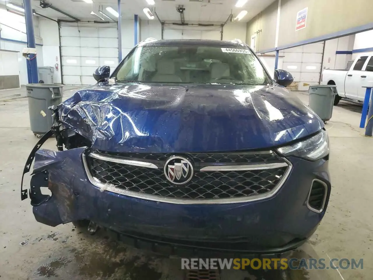 5 fotografías del automóvil dañado LRBFZSR45PD034034 BUICK ENVISION 2023