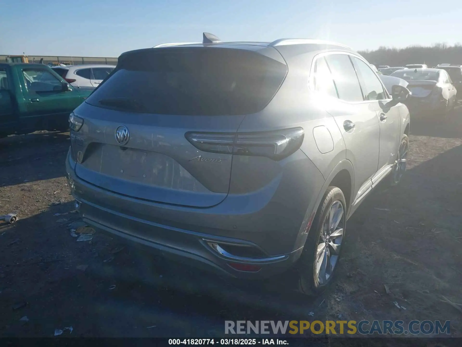 4 fotografías del automóvil dañado LRBFZSR47PD080240 BUICK ENVISION 2023