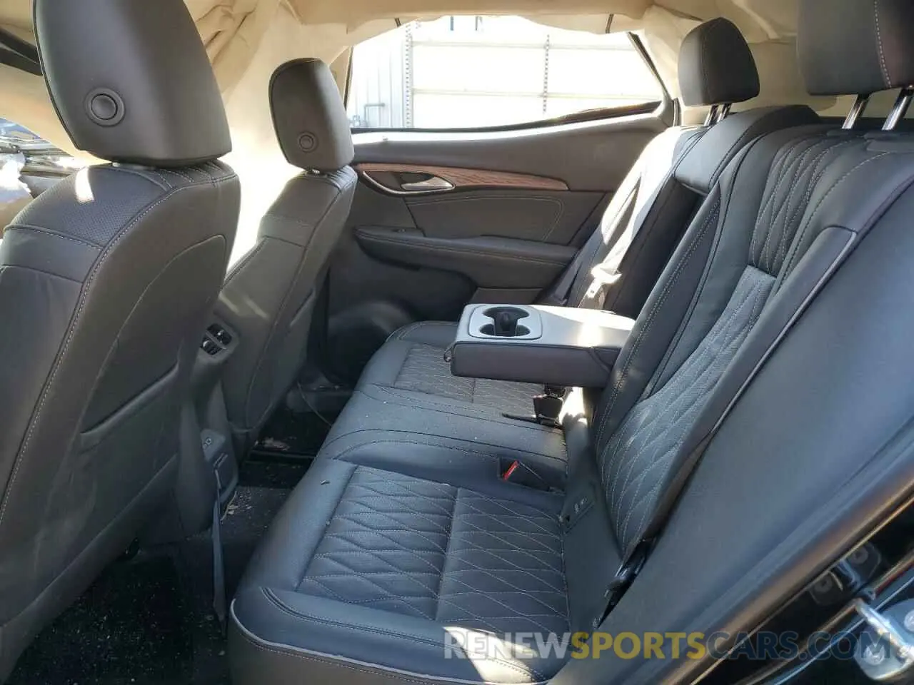 11 fotografías del automóvil dañado LRBFZSR47PD081260 BUICK ENVISION 2023