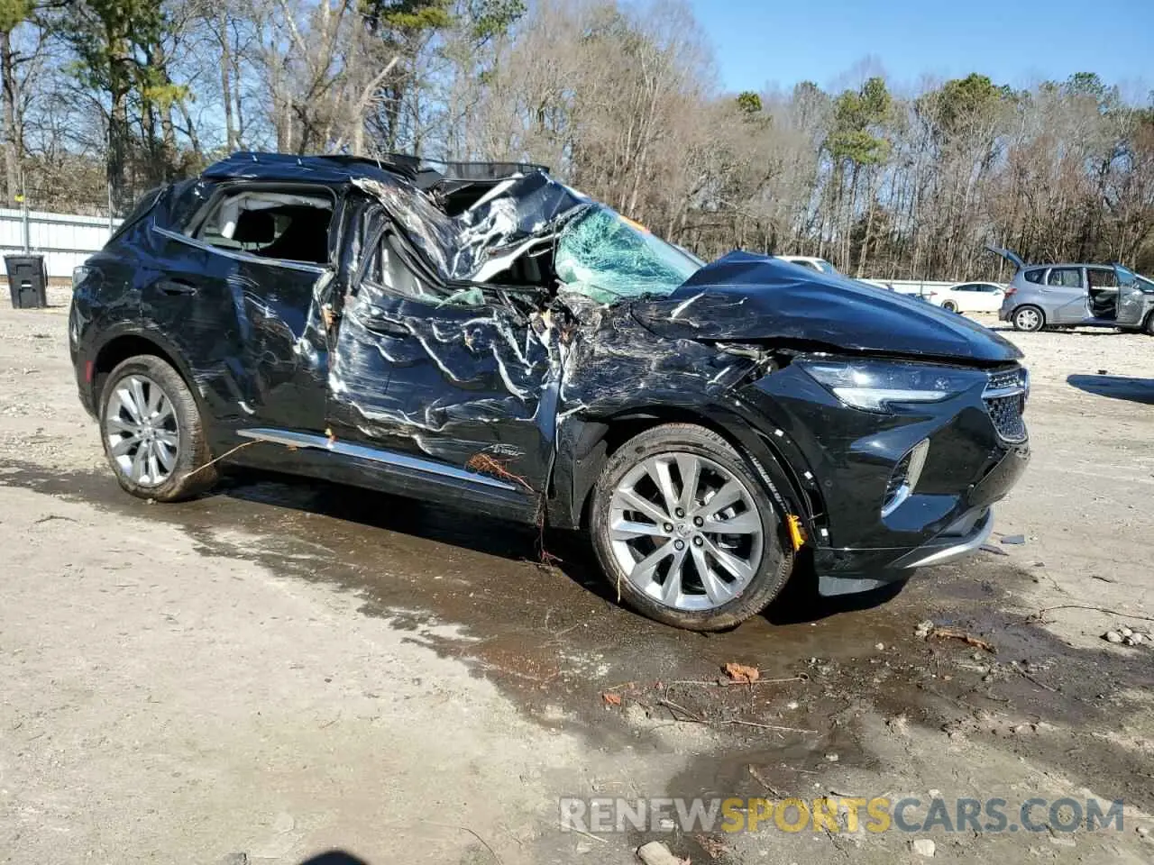 4 fotografías del automóvil dañado LRBFZSR47PD081260 BUICK ENVISION 2023