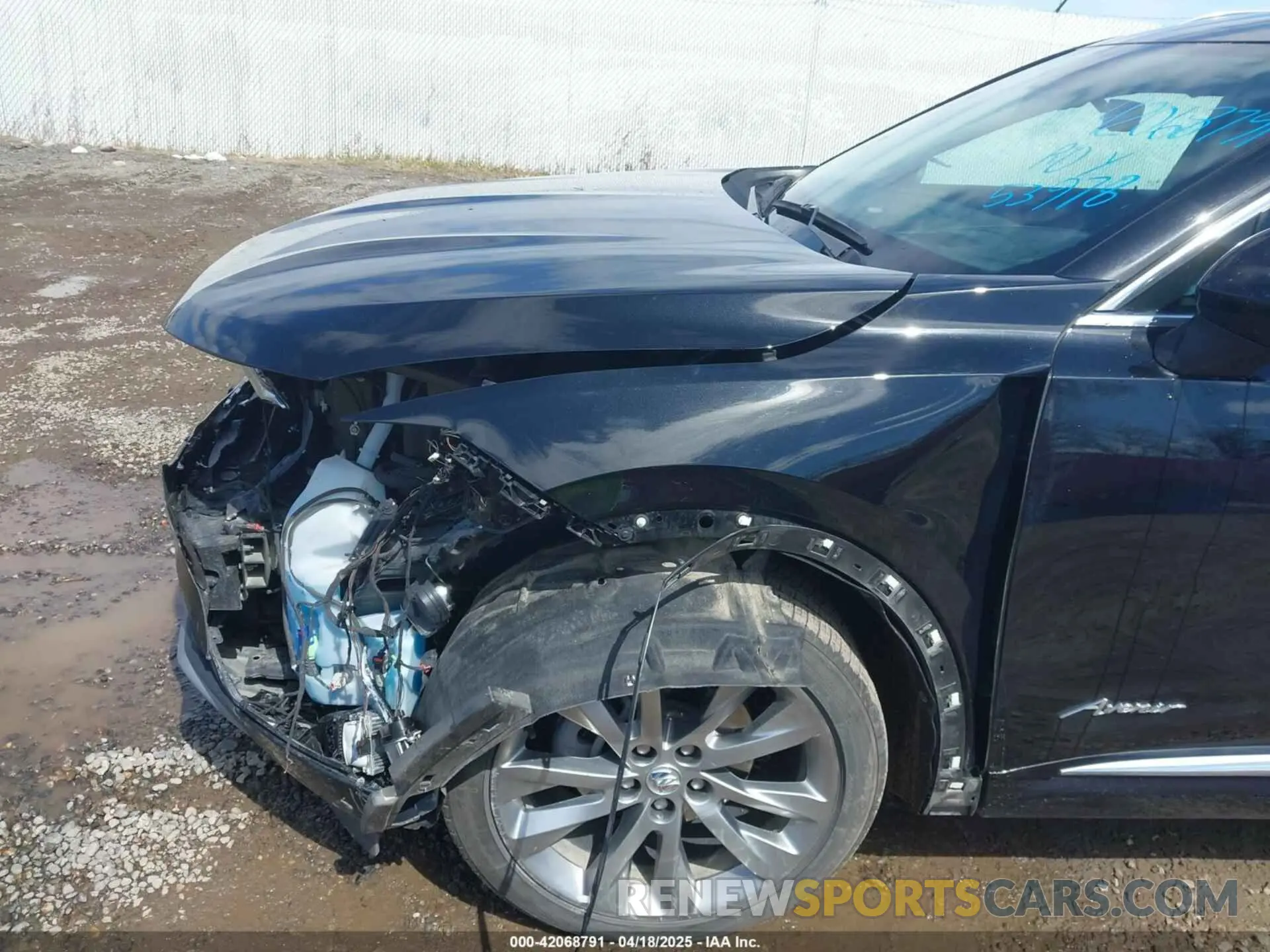 18 fotografías del automóvil dañado LRBFZSR49PD017883 BUICK ENVISION 2023